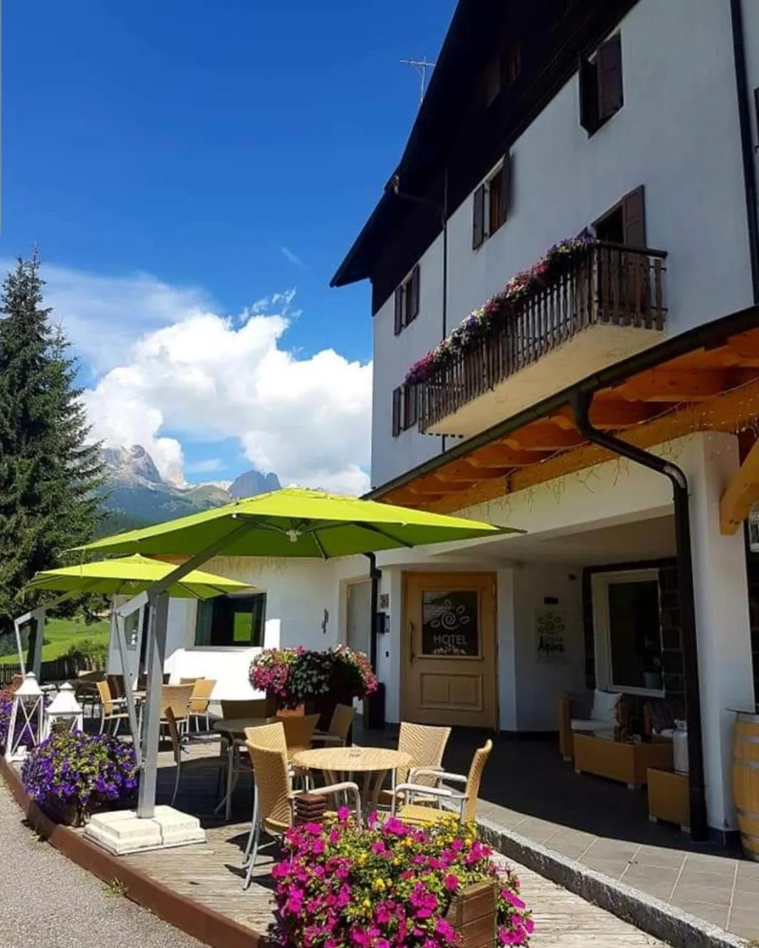 Ciasa Alpina Relax Hotel