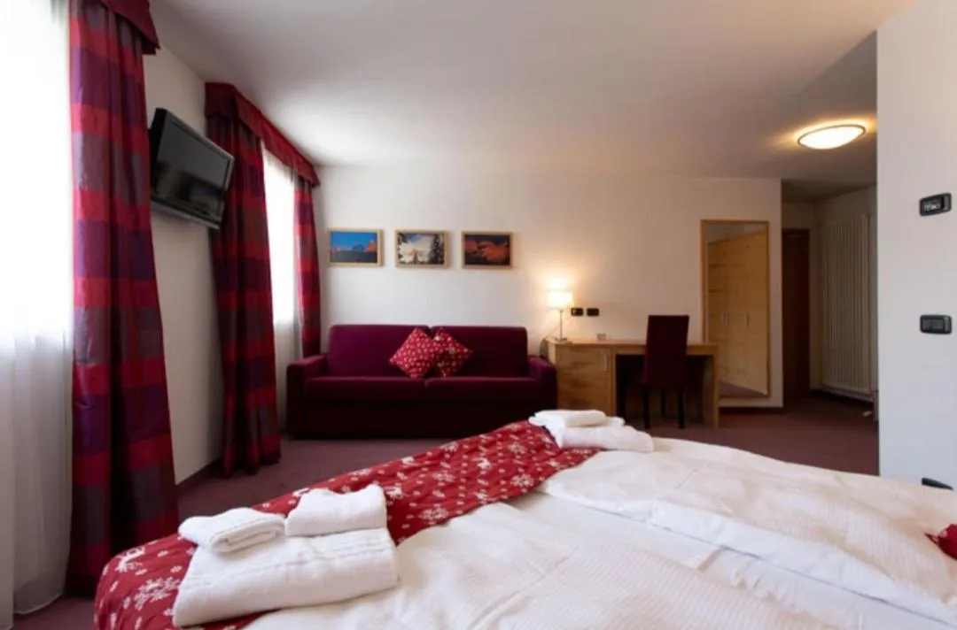 Bed in Ciasa Alpina Relax Hotel