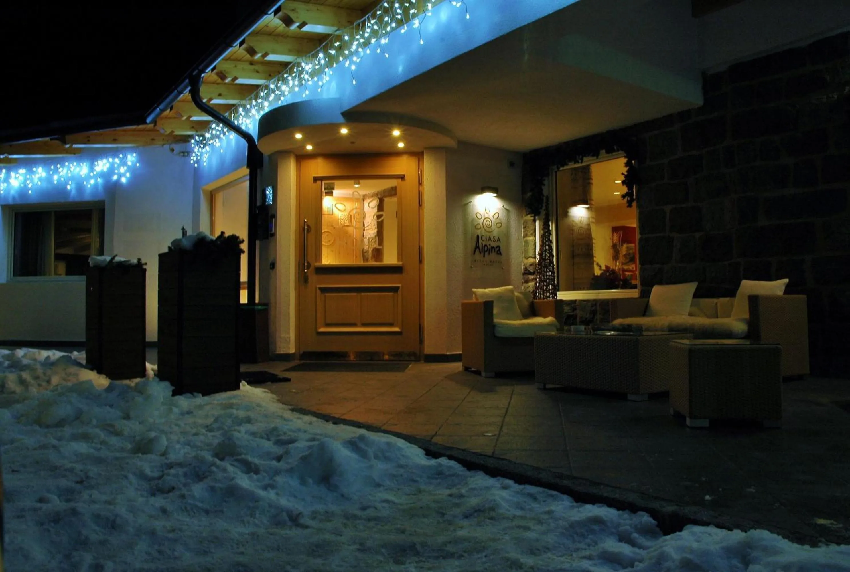 Patio in Ciasa Alpina Relax Hotel