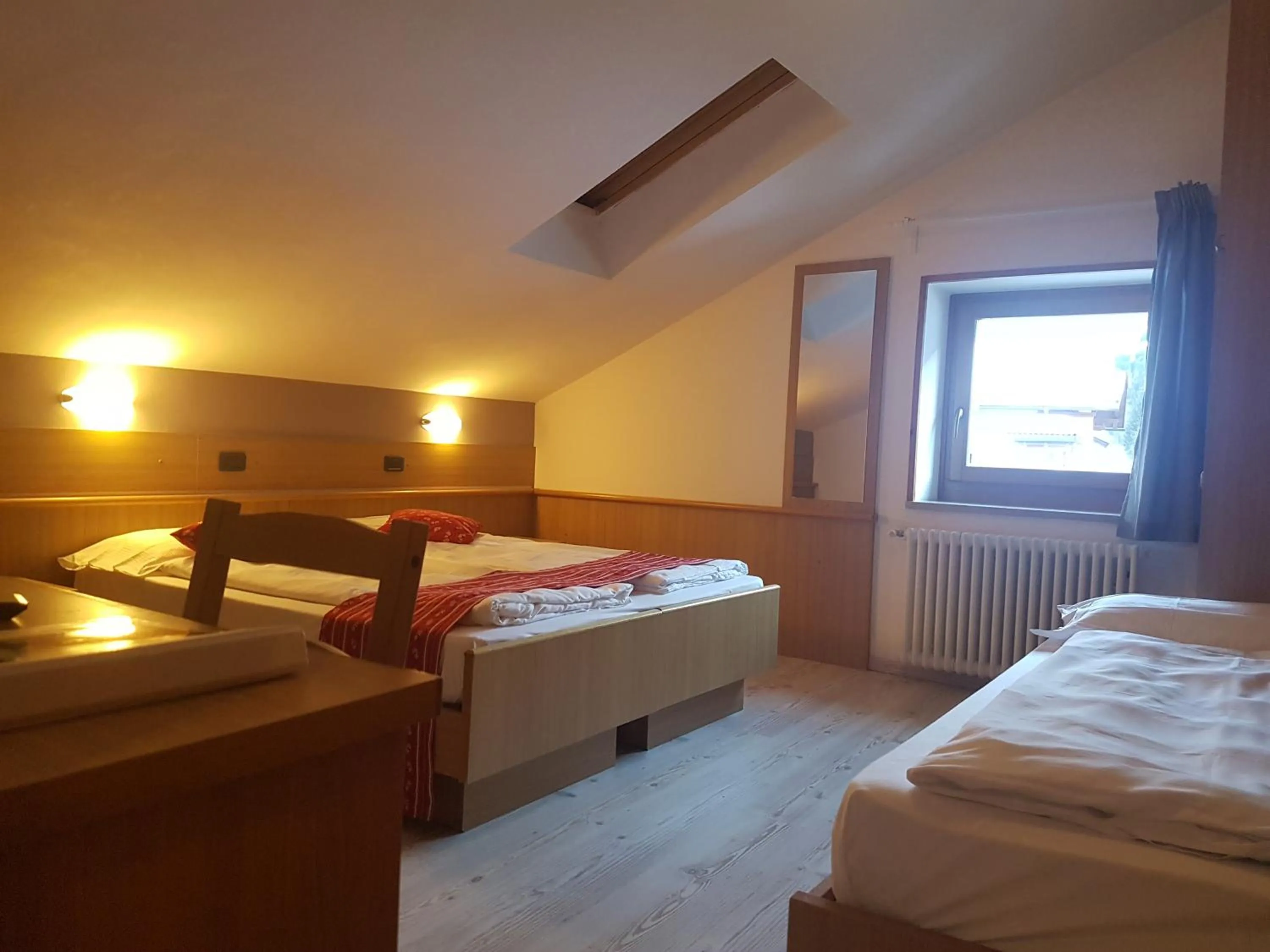 Bed in Ciasa Alpina Relax Hotel