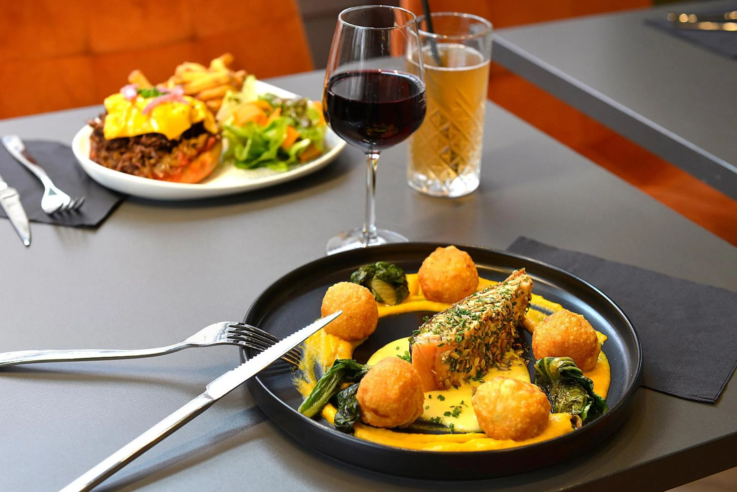 Restaurant/places to eat in Logis Hôtel Maison Voltaire