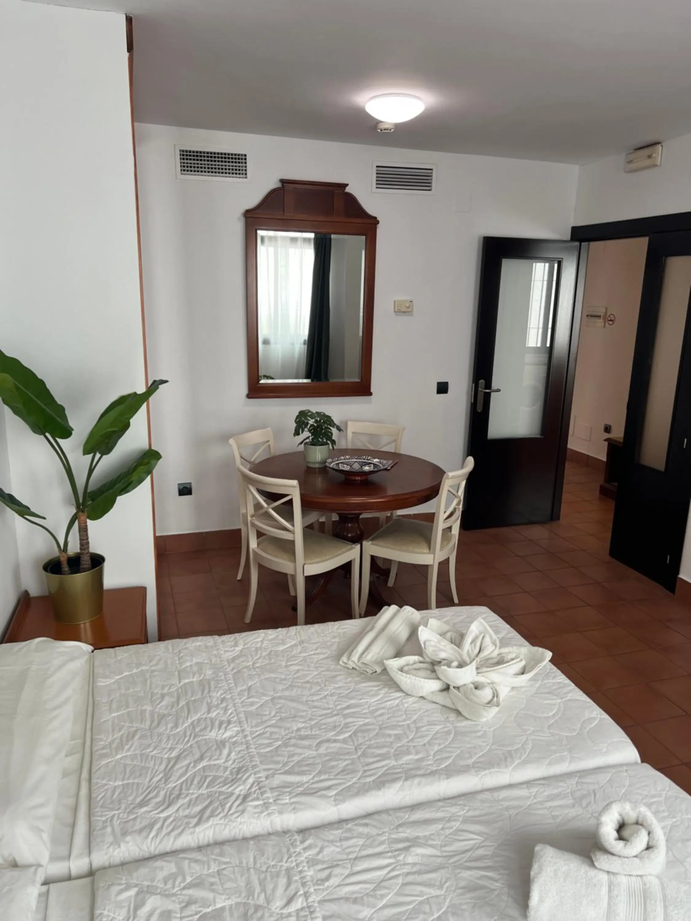 Photo of the whole room in I AM La Posada Hotel and Apartment