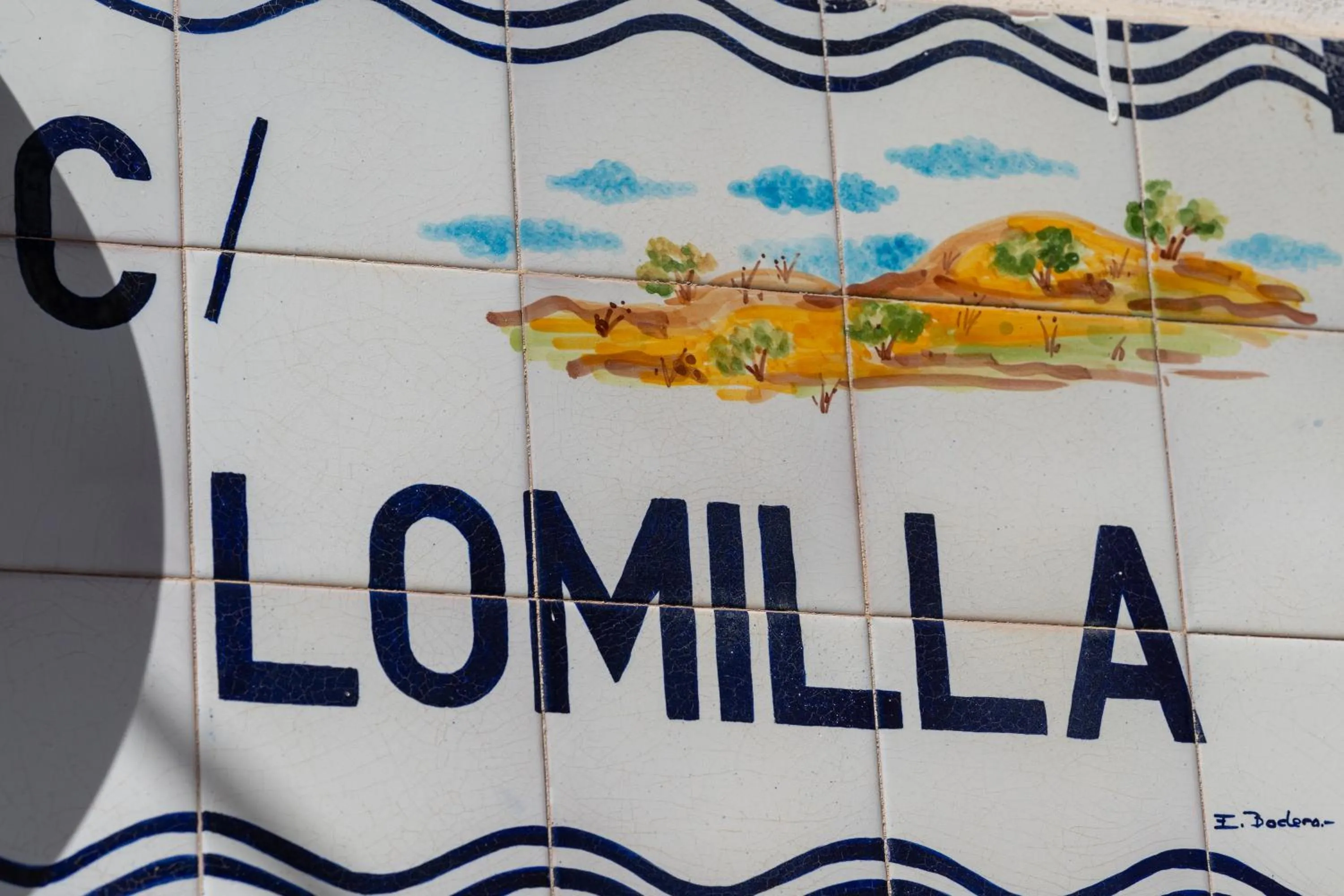 Logo/Certificate/Sign in I AM La Posada Hotel and Apartment