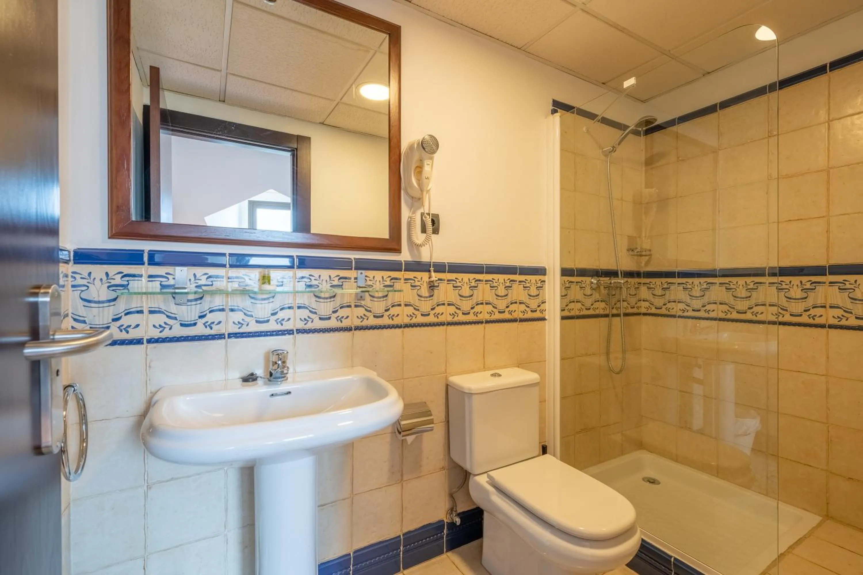 Bathroom in I AM La Posada Hotel and Apartment