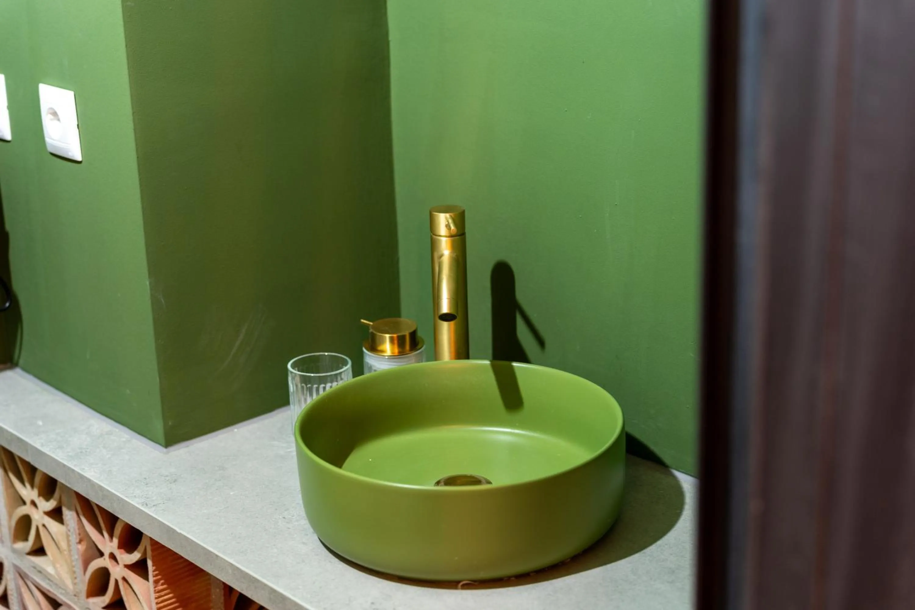 Bathroom in I AM La Posada Hotel and Apartment