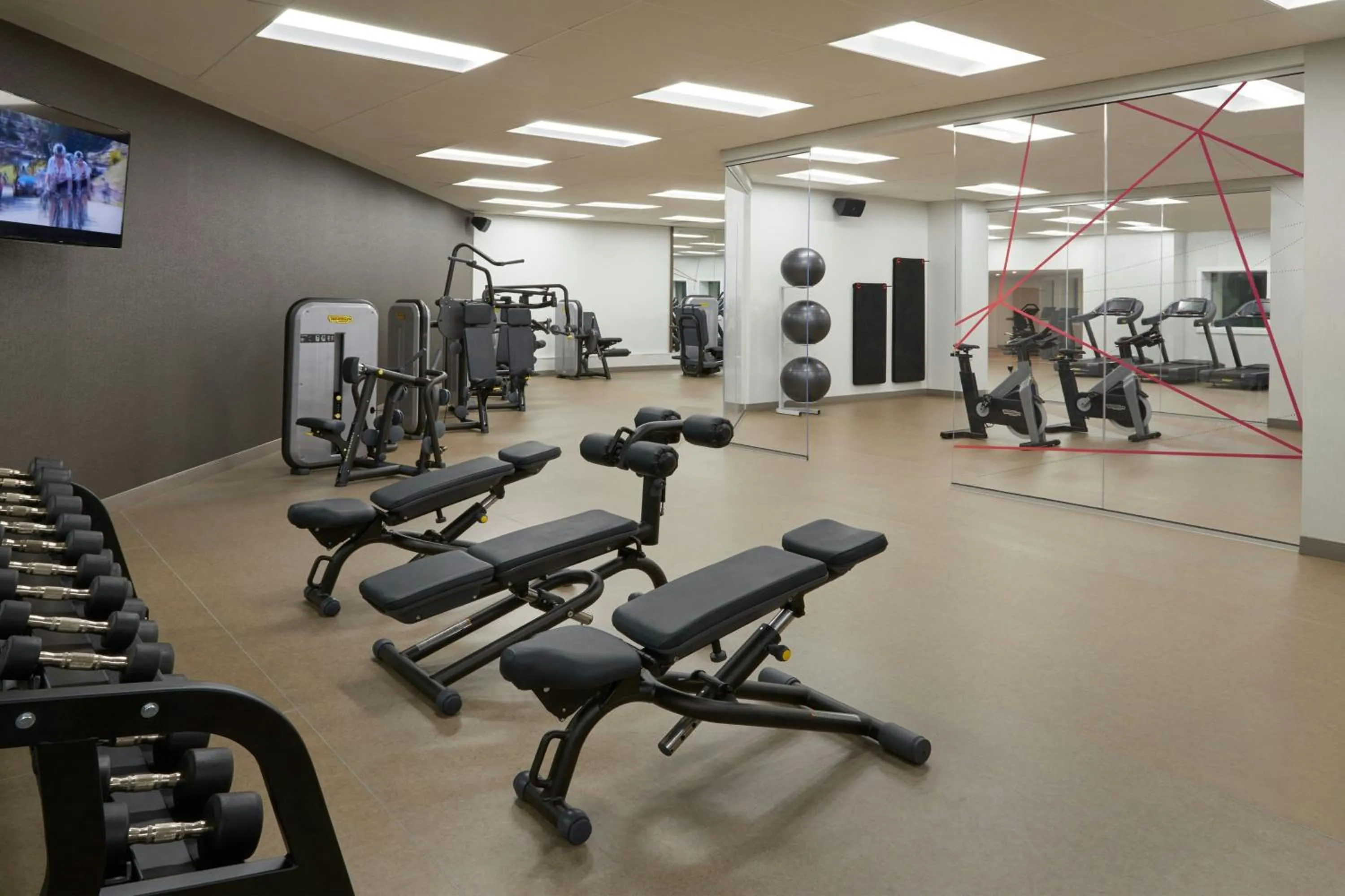 Fitness centre/facilities in Toronto Marriott City Centre Hotel
