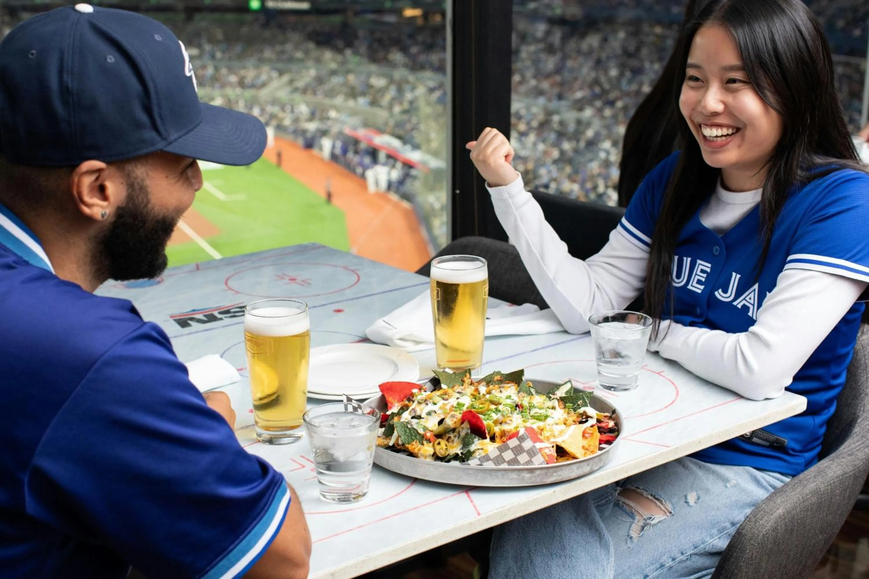 Restaurant/places to eat in Toronto Marriott City Centre Hotel