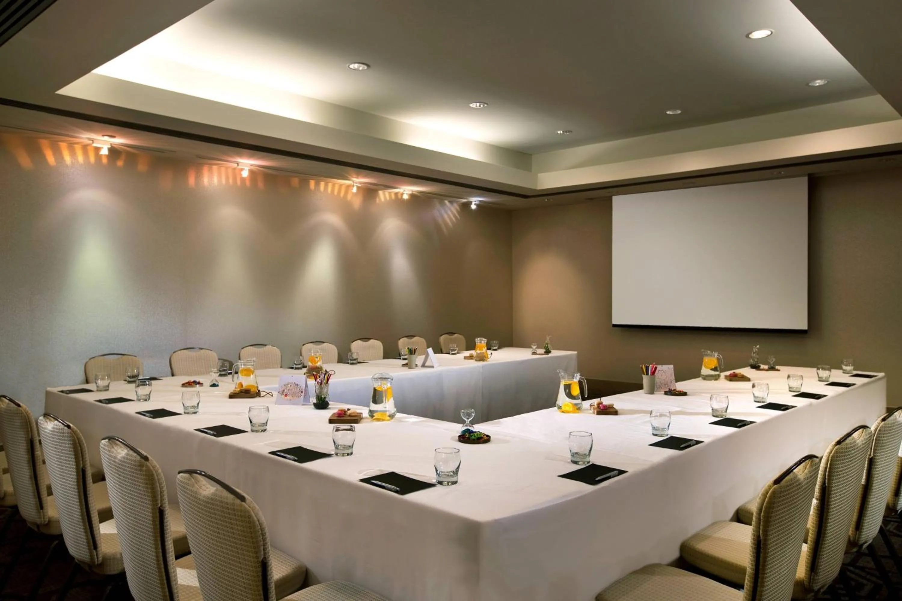 Meeting/conference room in Toronto Marriott City Centre Hotel