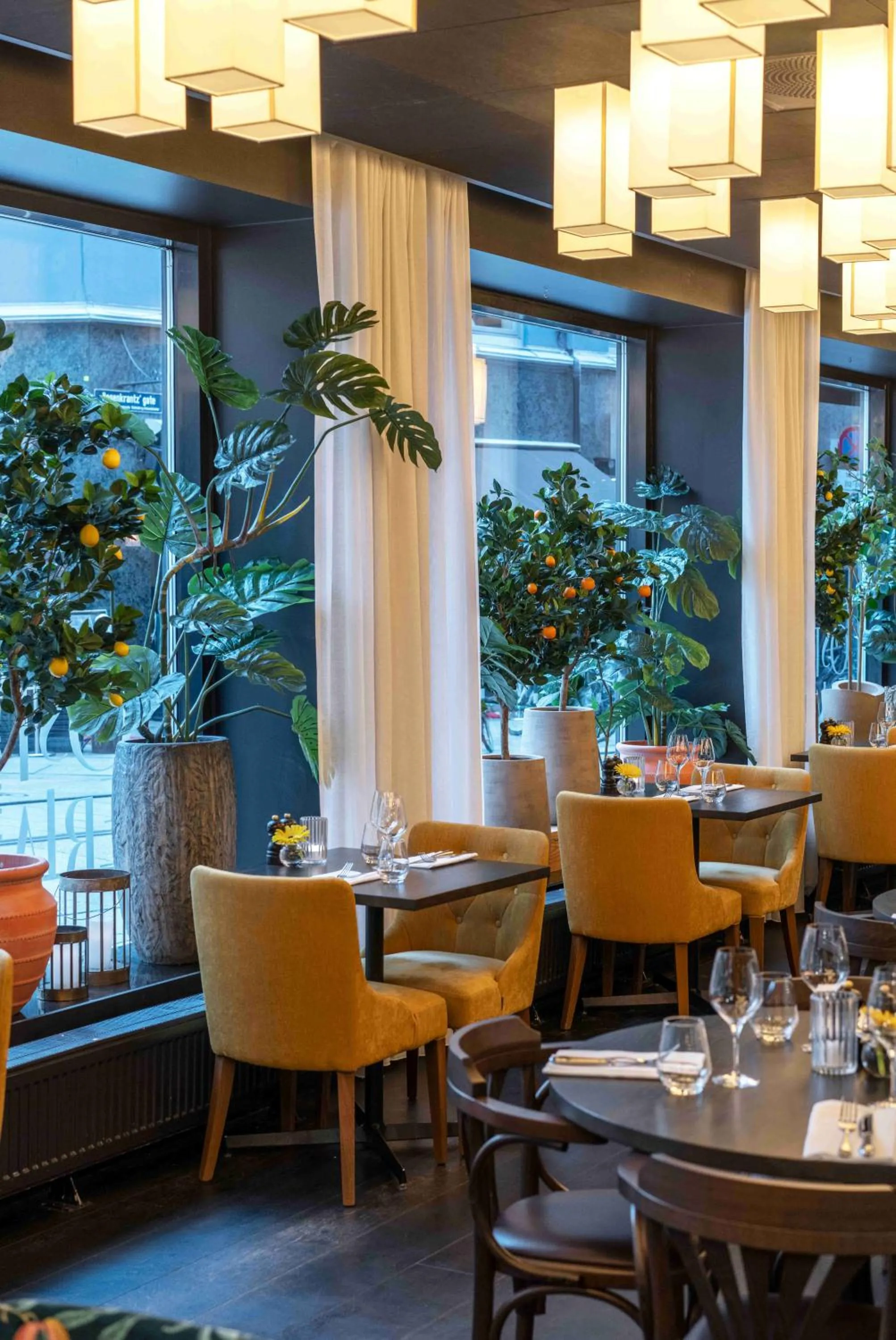 Restaurant/places to eat in Thon Hotel Rosenkrantz Oslo
