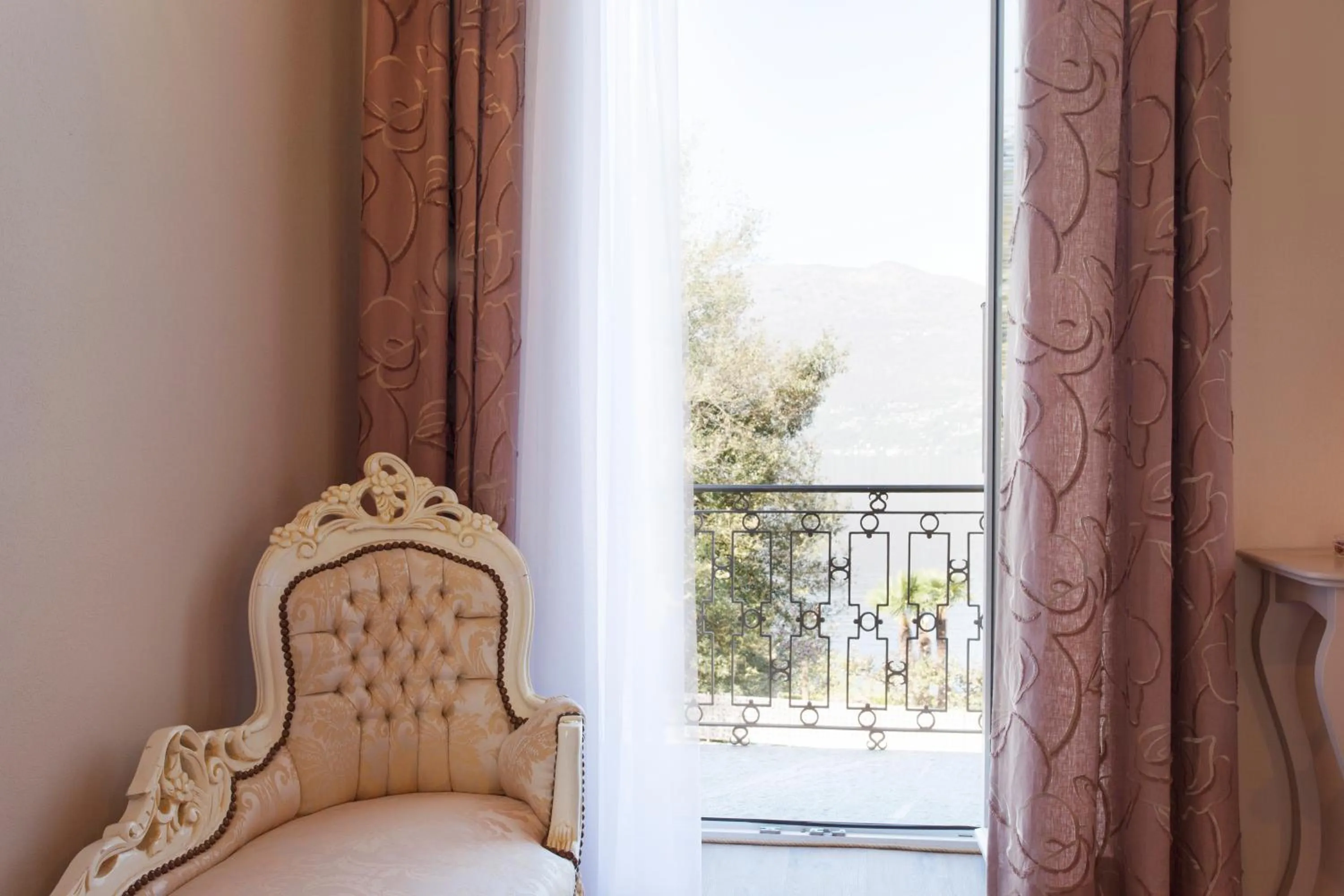 Bedroom, Bed in Boutique Hotel Villa Sarnia