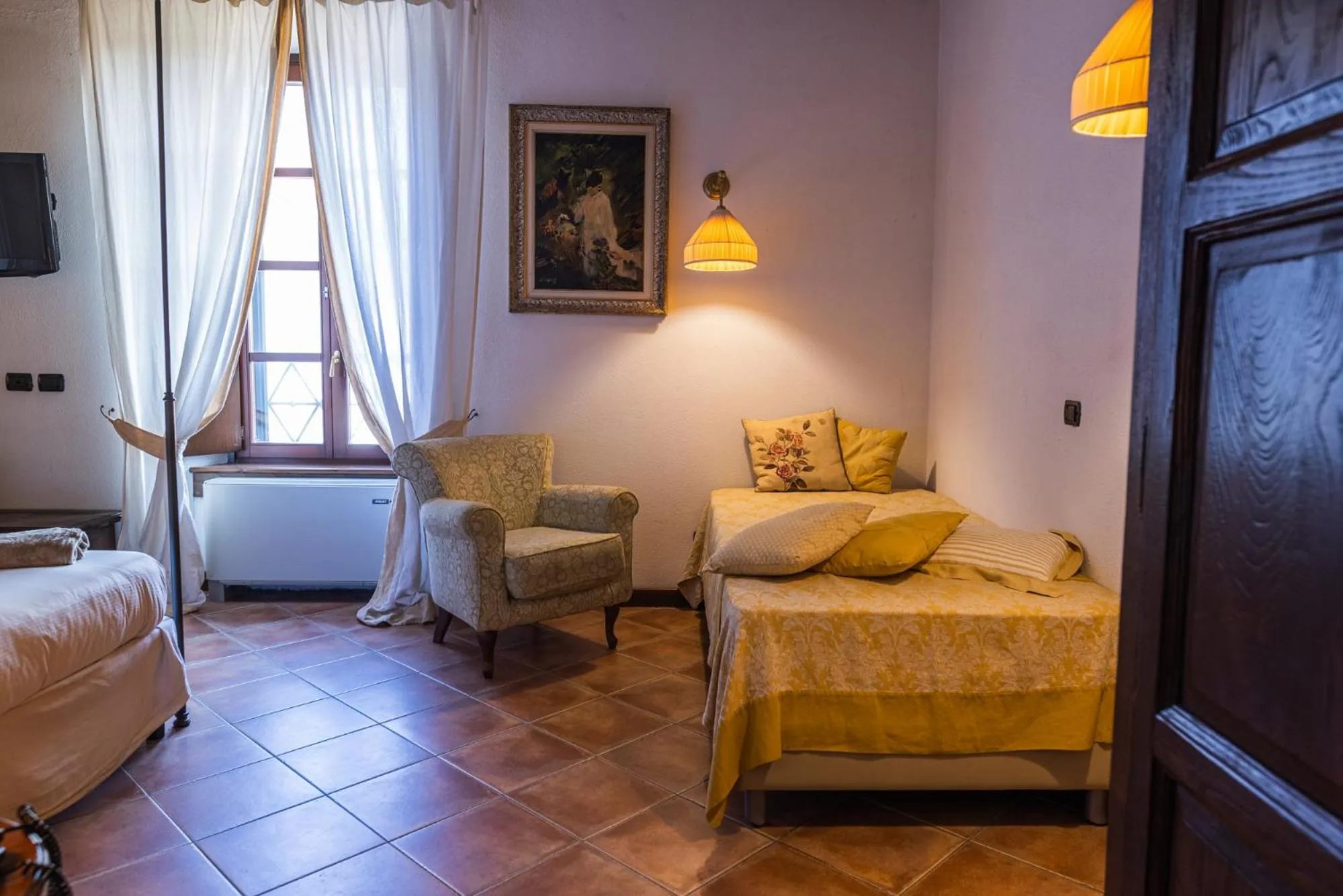 Bed in Al Castello Resort