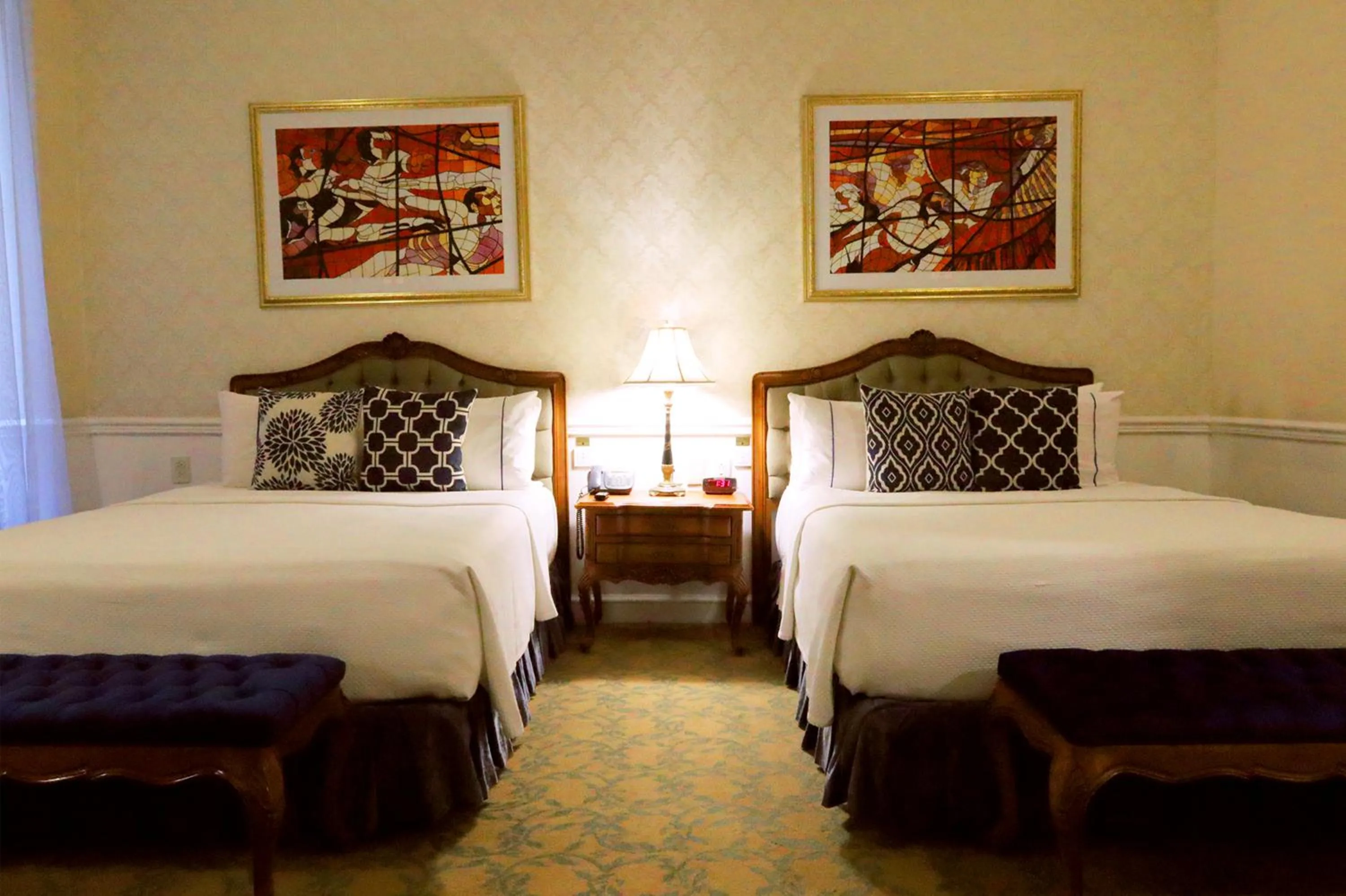 Photo of the whole room, Bed in Gran Hotel Ciudad de México Zócalo View