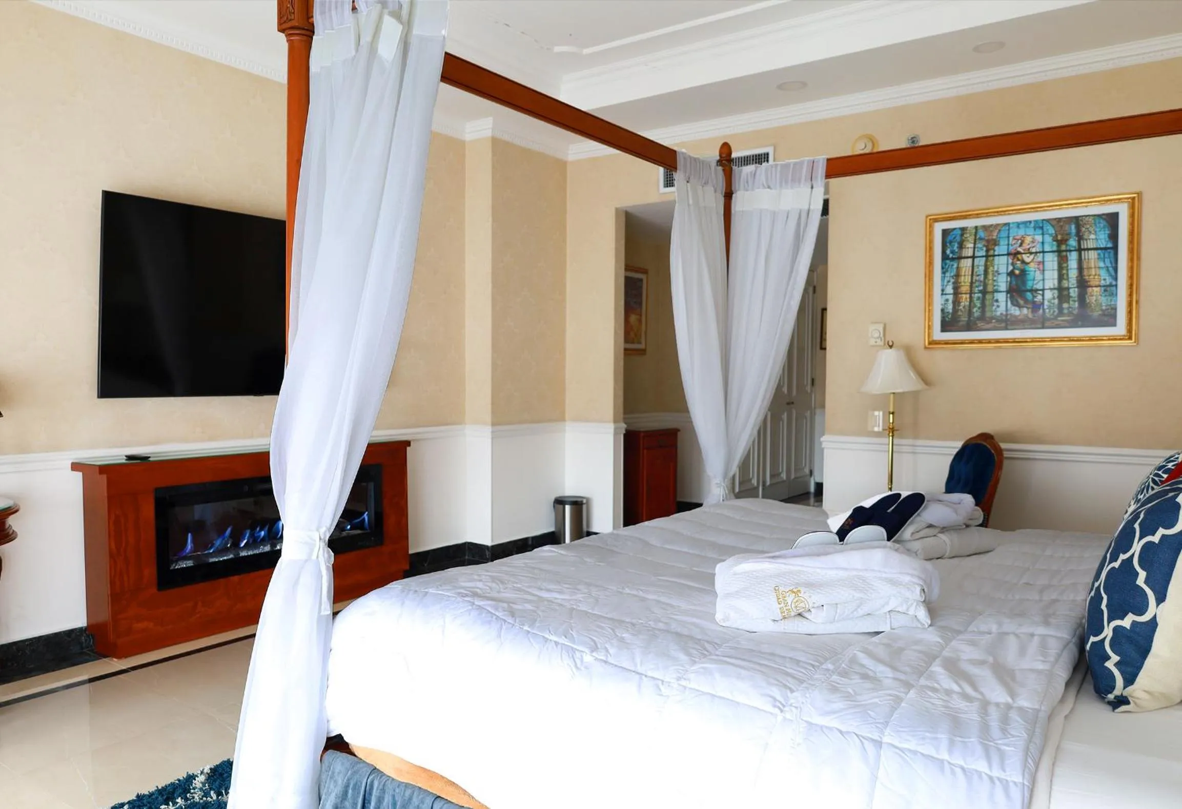 Guests, Bed in Gran Hotel Ciudad de México Zócalo View