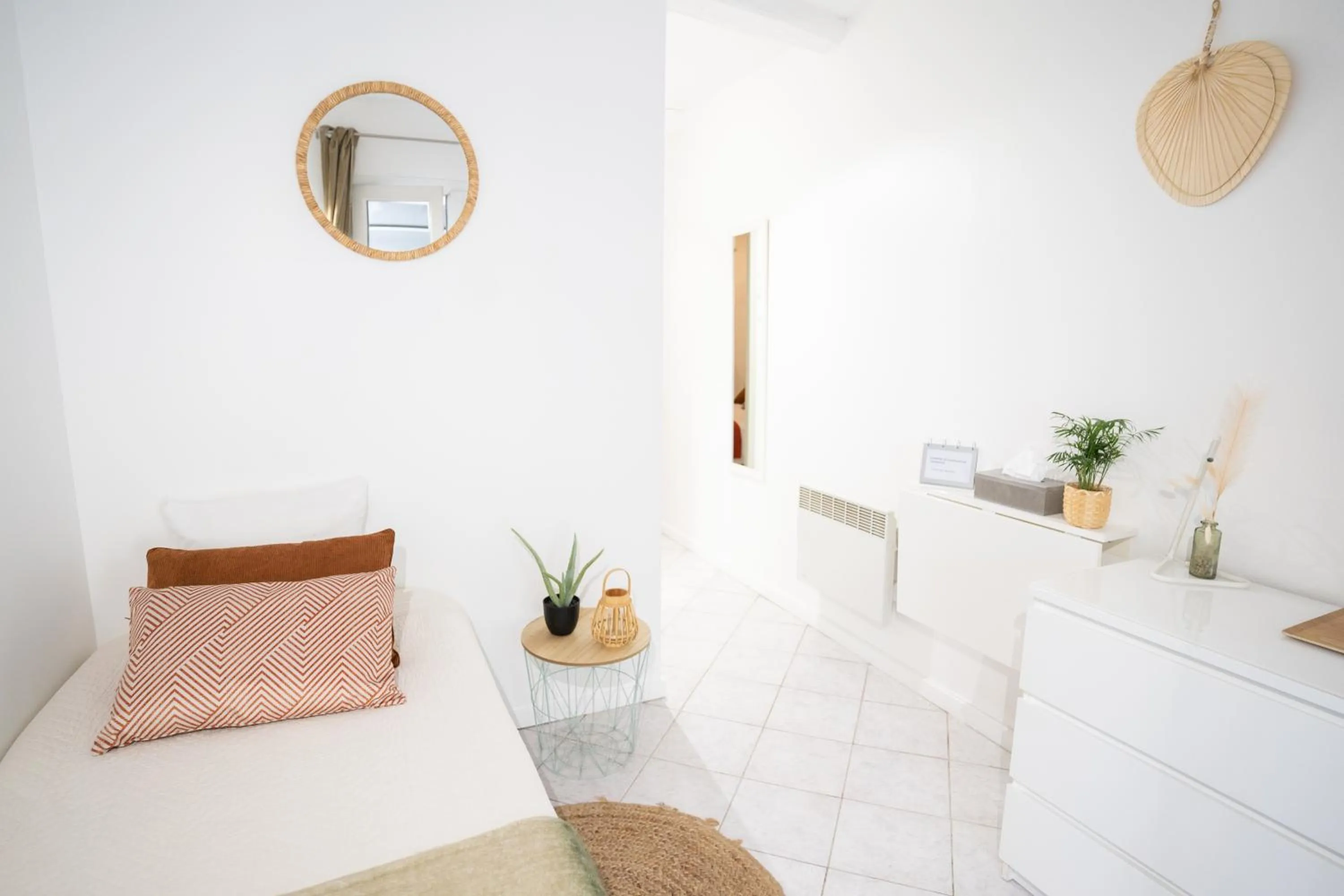 Bed in Logis Hôtel La Fenière