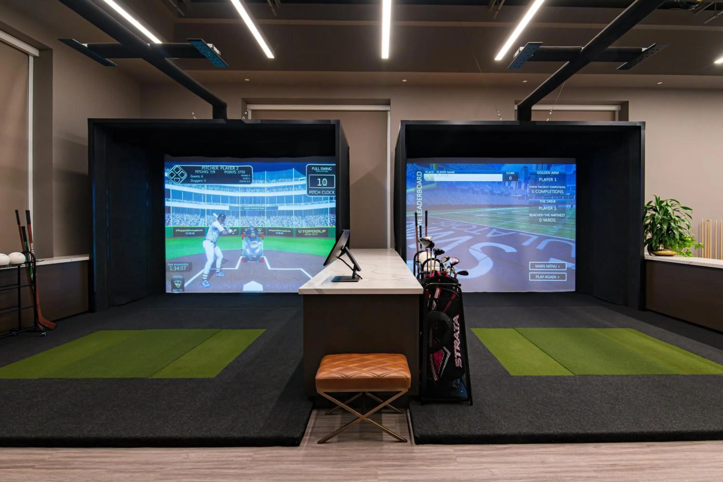 Fitness centre/facilities in Marriott Downtown at CF Toronto Eaton Centre