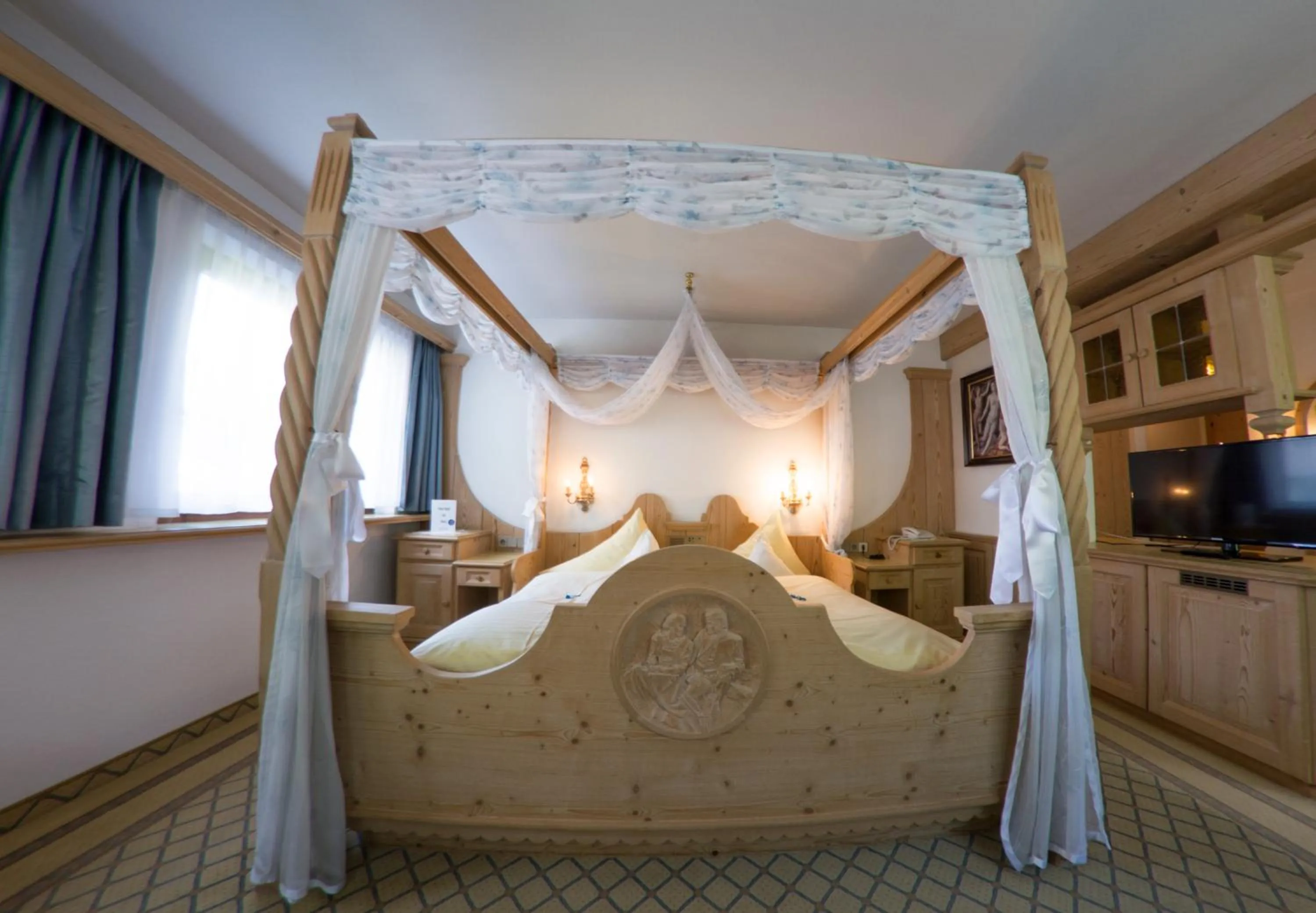 Photo of the whole room, Bed in Alpenhotel Fernau