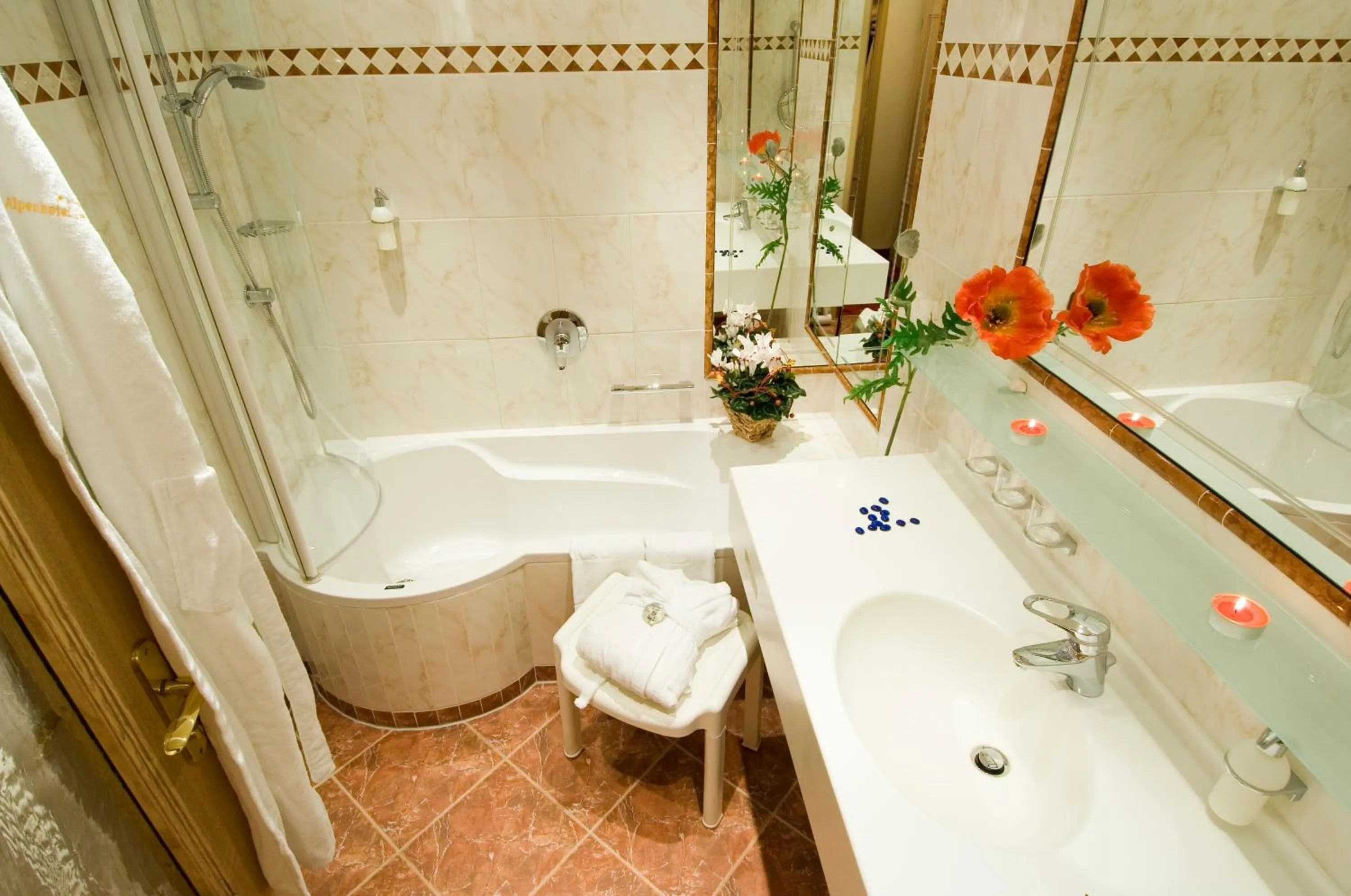 Bathroom in Alpenhotel Fernau