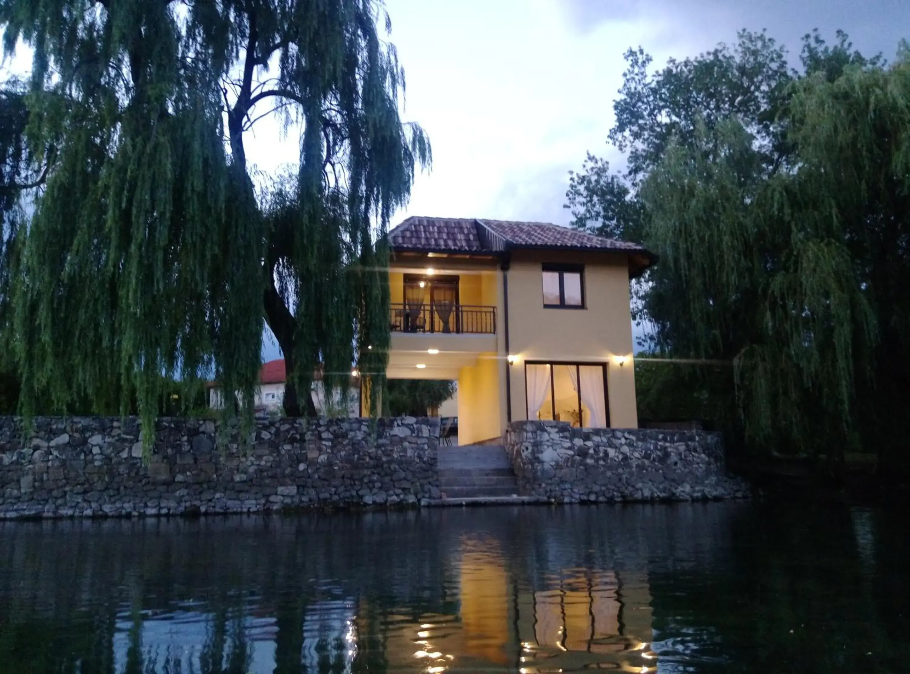Two-Bedroom Apartment in River House Buna Two-Bedroom Apartment in River House Buna