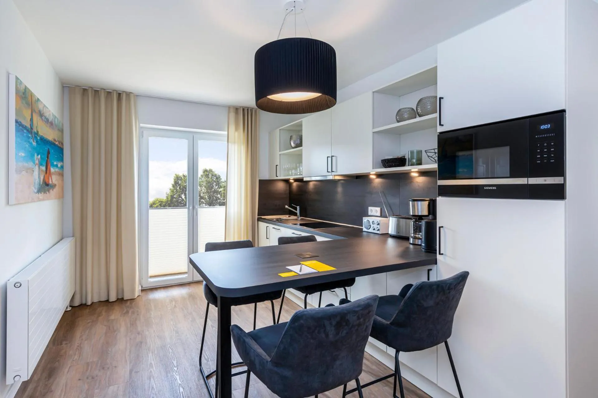 Kitchen or kitchenette in Hotel Meerzeit