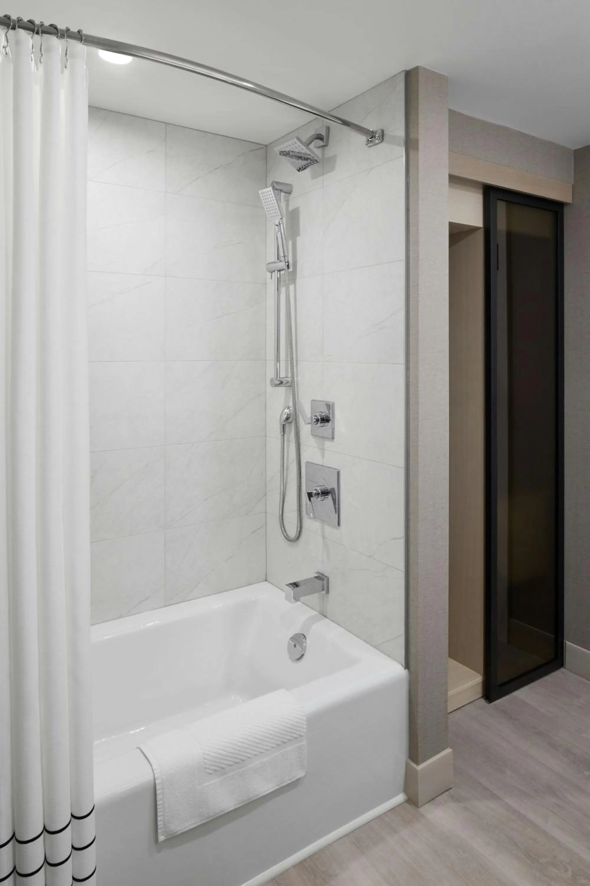 Bathroom in Toronto Airport Marriott Hotel