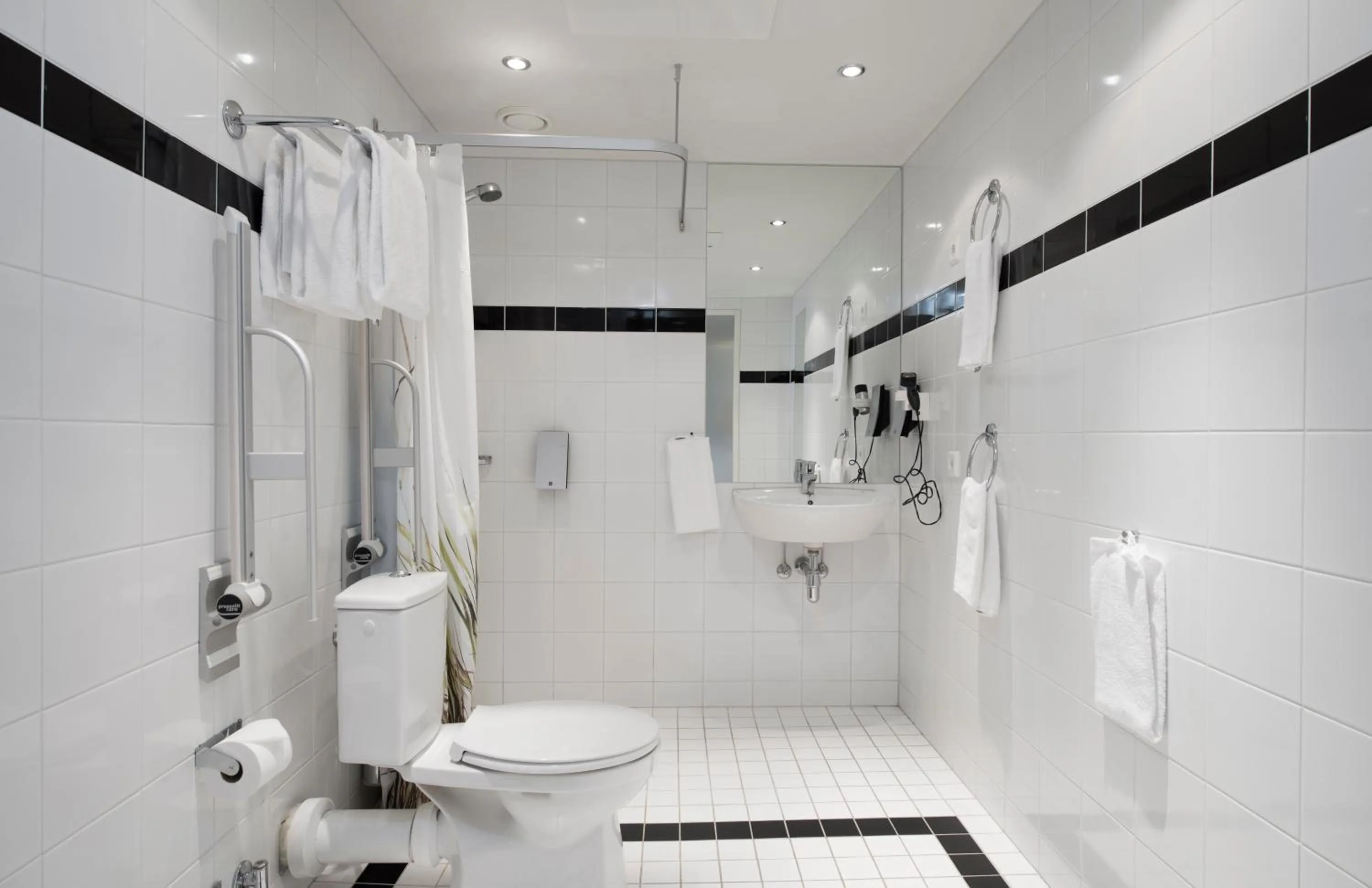 Bath in Thon Hotel Ski