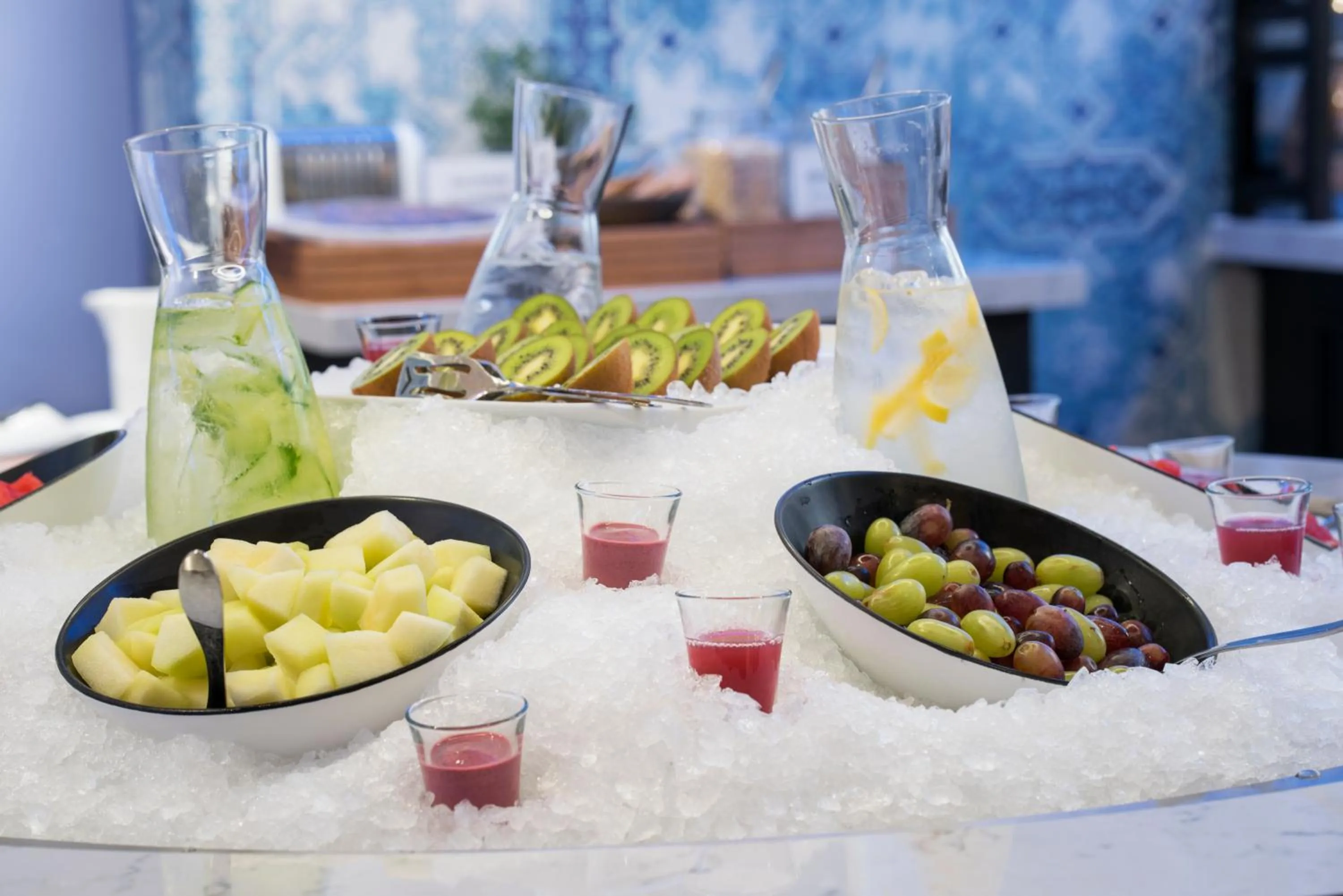 Buffet breakfast in Thon Hotel Ski