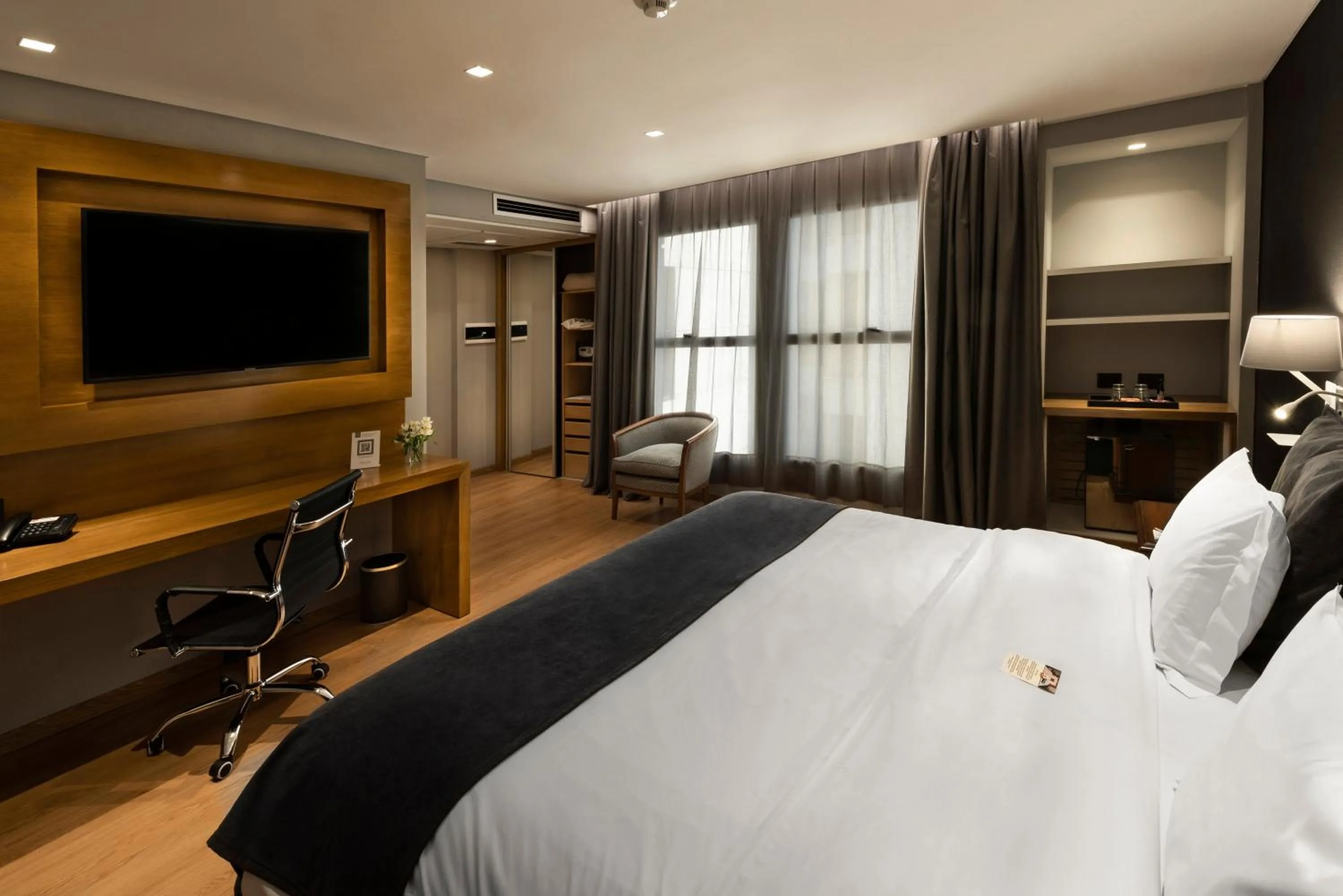 Bed in Windsor Hotel