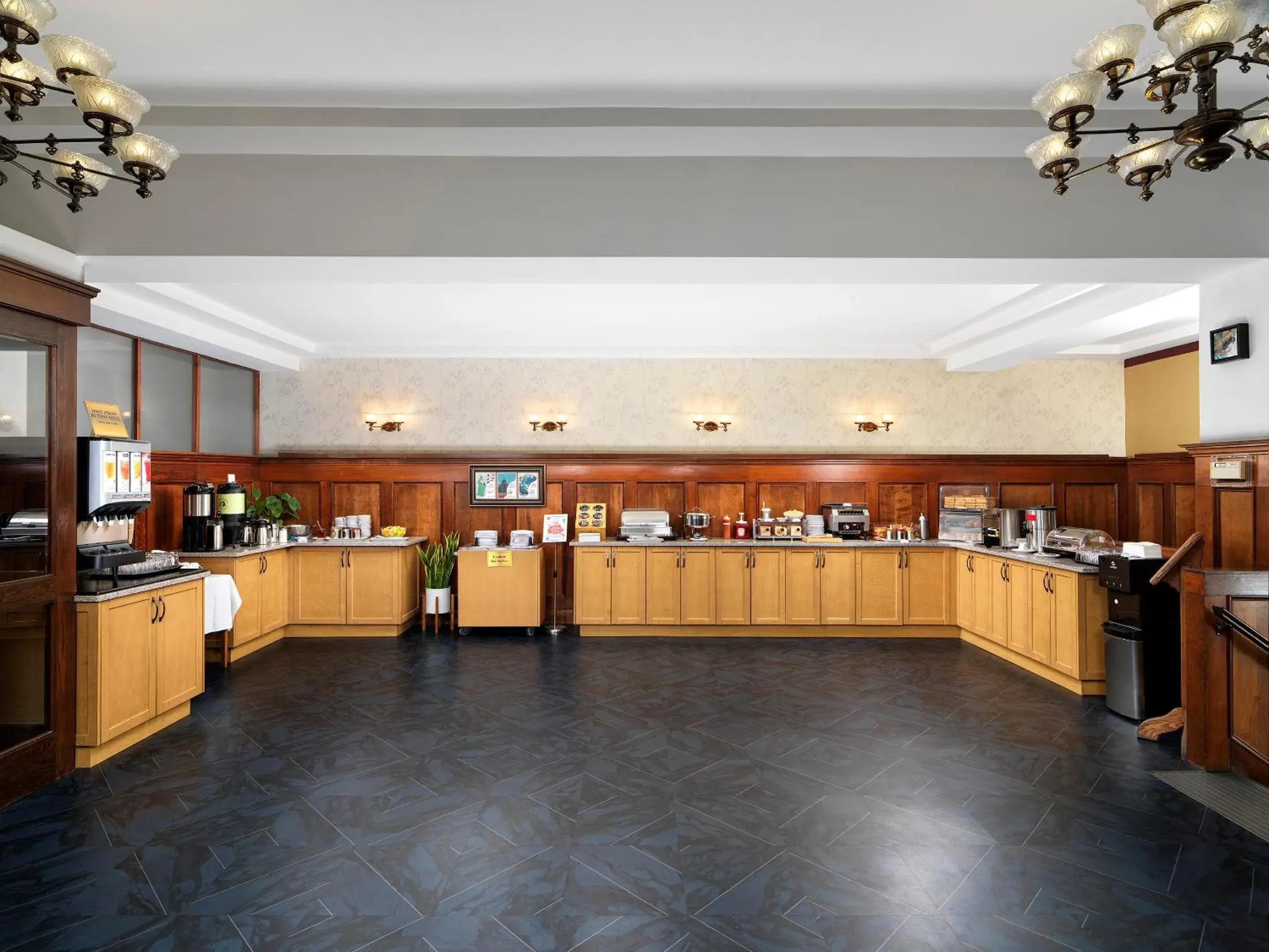 Buffet breakfast in Huntingdon Hotel and Suites Buffet breakfast in Huntingdon Hotel and Suites