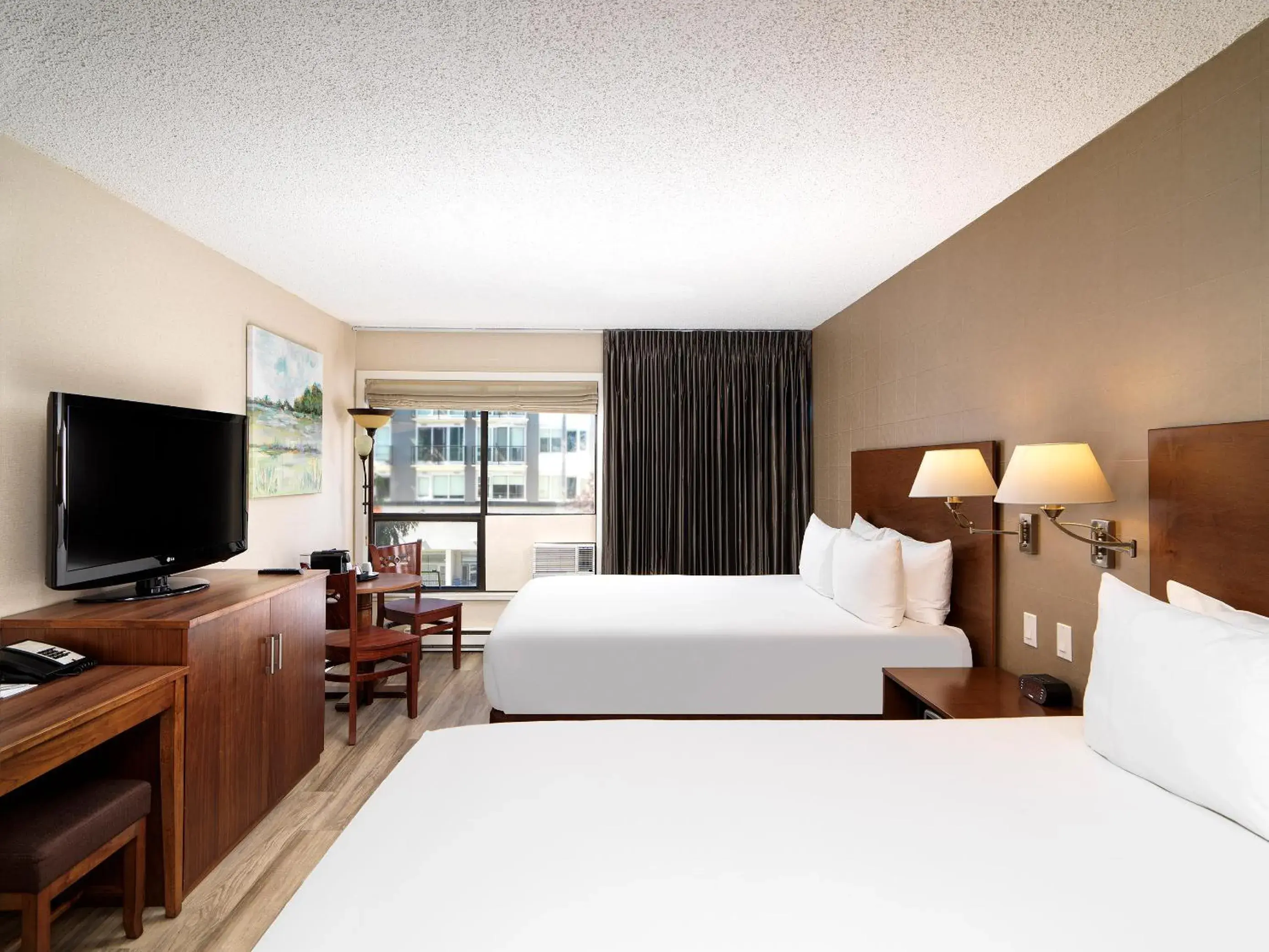 Bed in Huntingdon Hotel and Suites Bed in Huntingdon Hotel and Suites