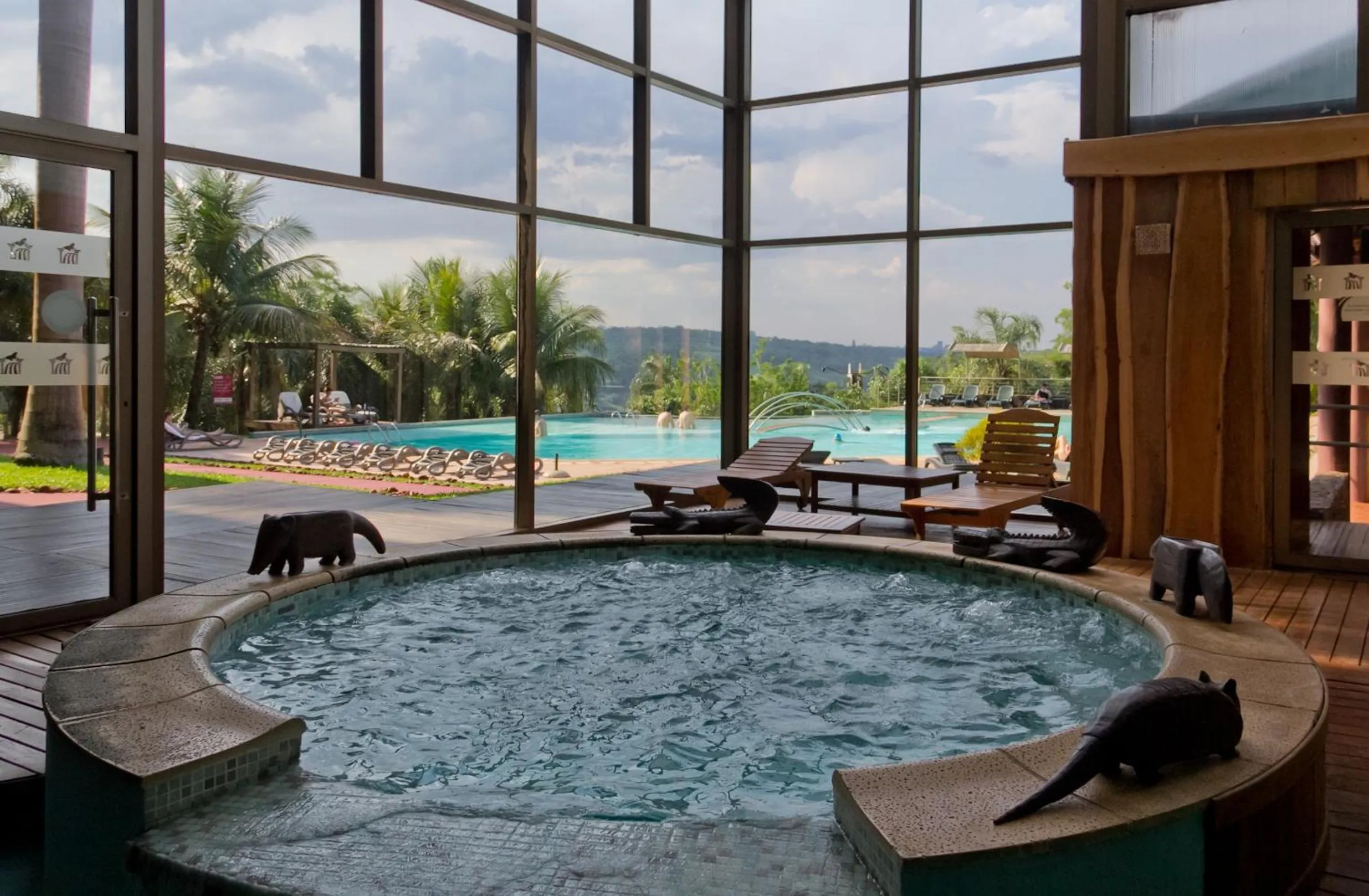 Swimming pool in Amérian Portal Del Iguazú Hotel