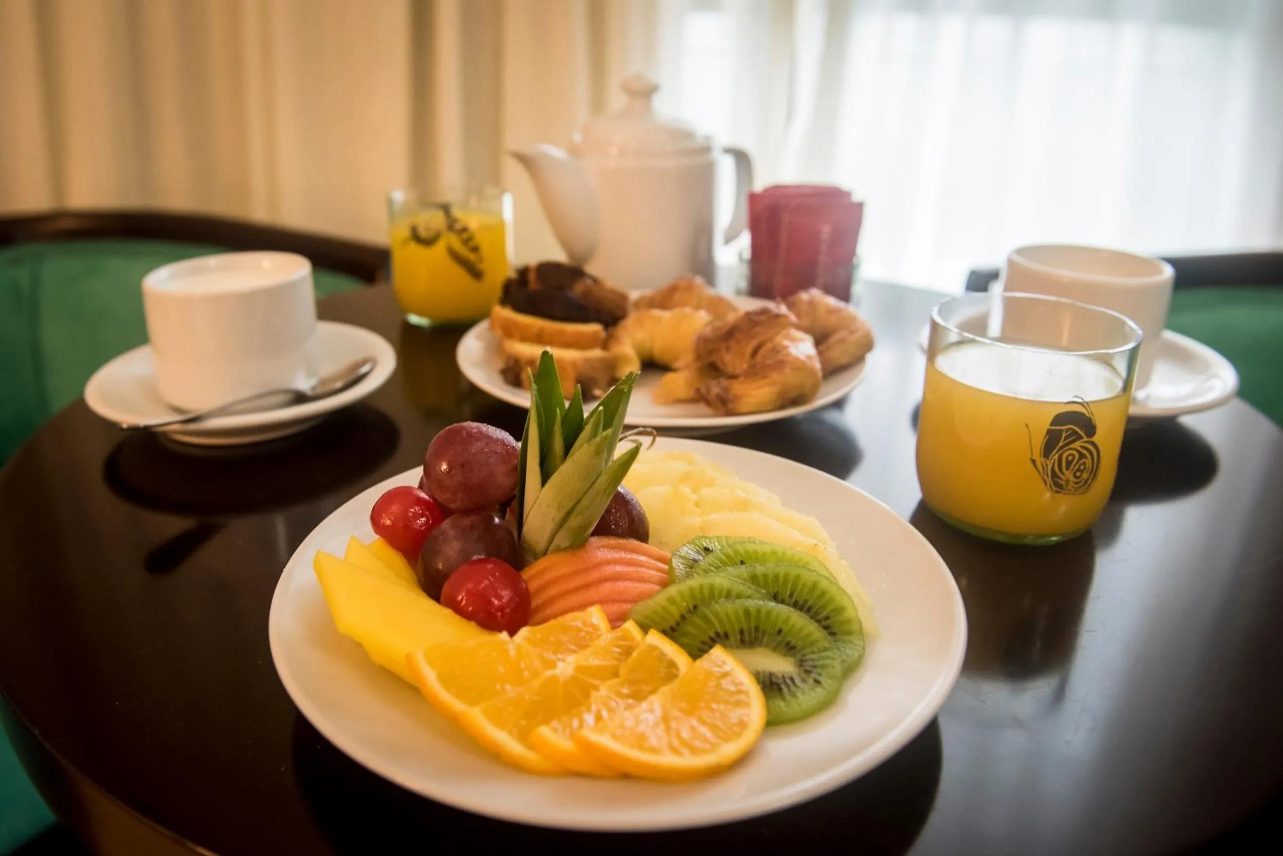 Buffet breakfast in Amérian Portal Del Iguazú Hotel