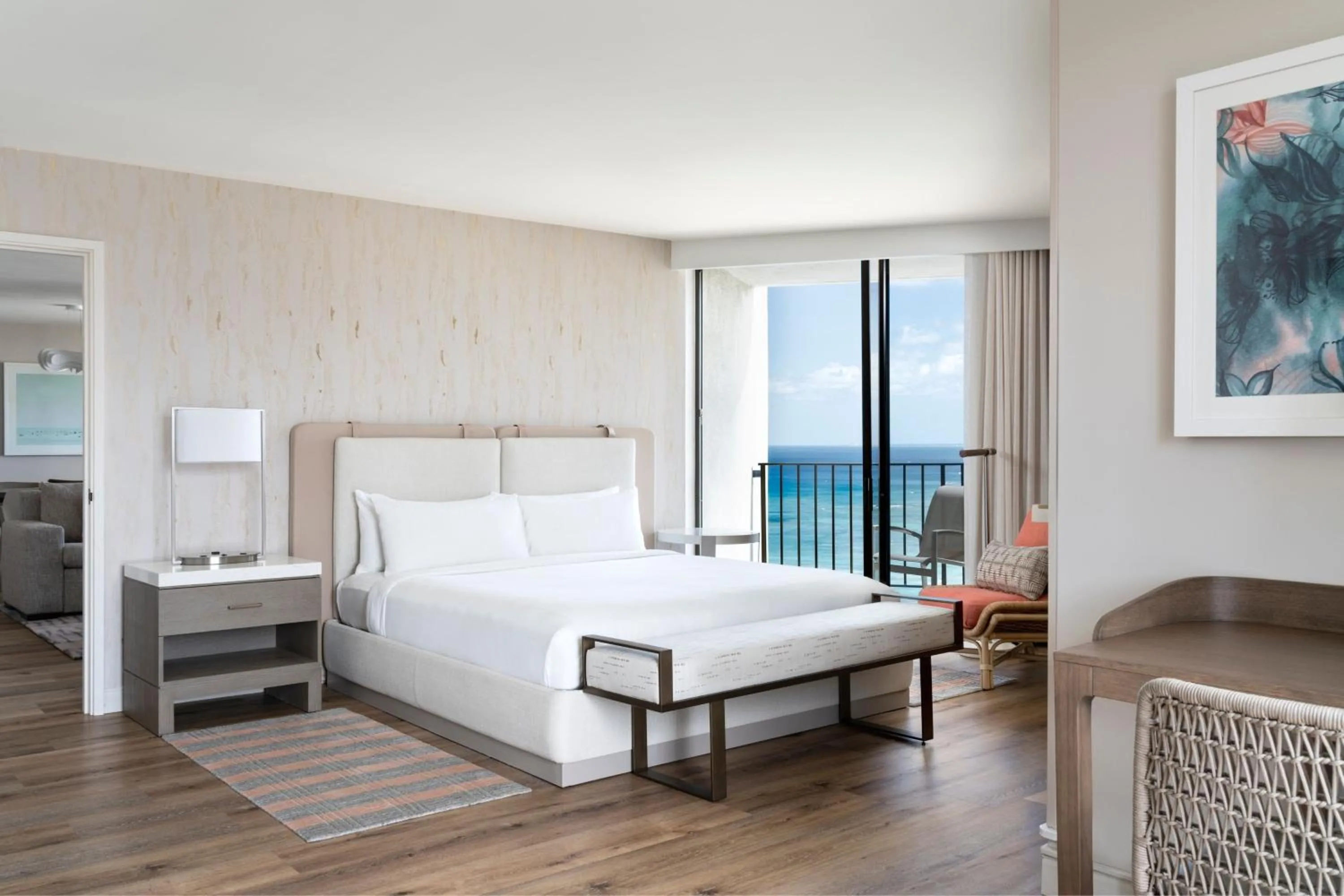 Bedroom, Bed in Waikiki Beach Marriott Resort & Spa