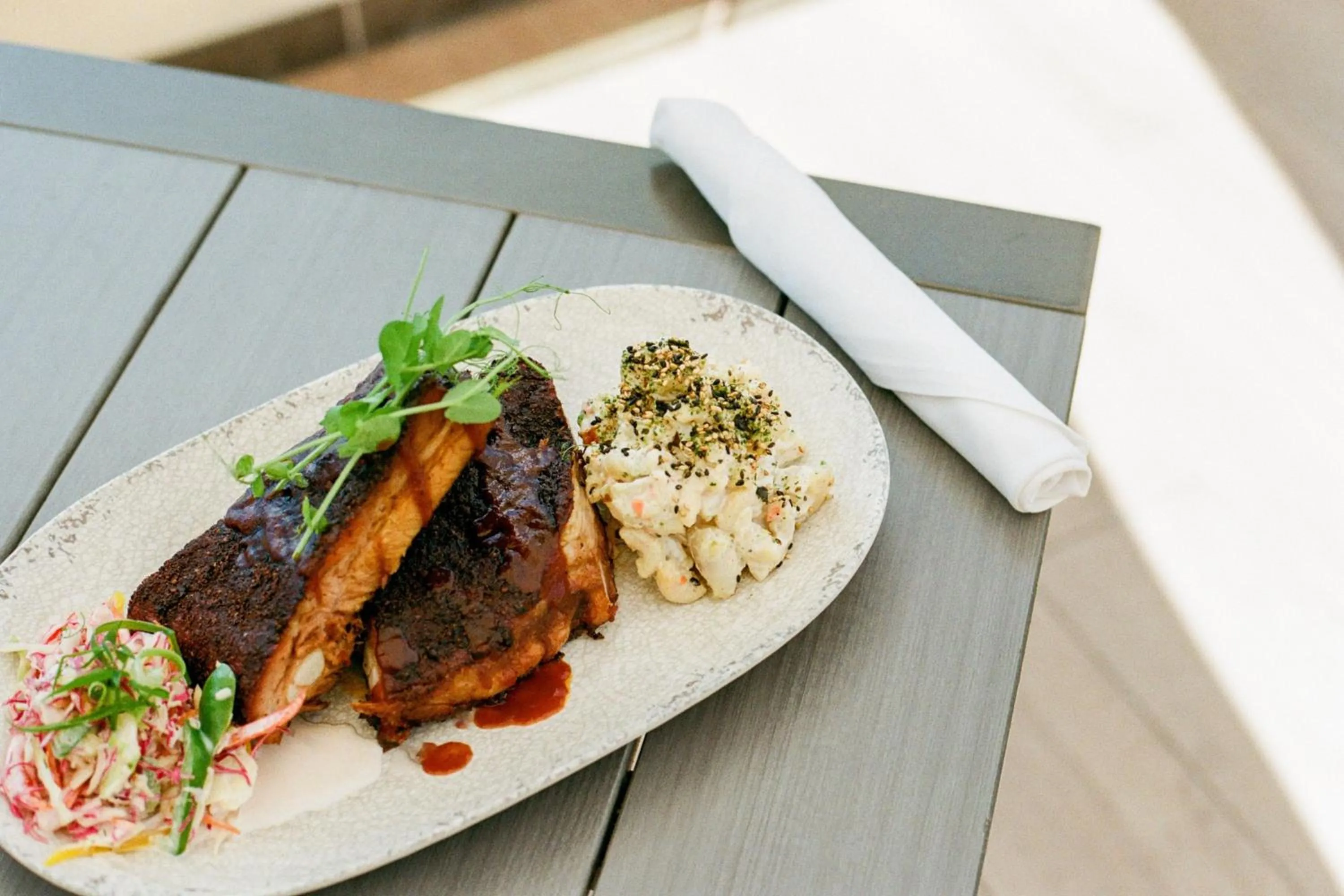 Restaurant/places to eat in Waikiki Beach Marriott Resort & Spa