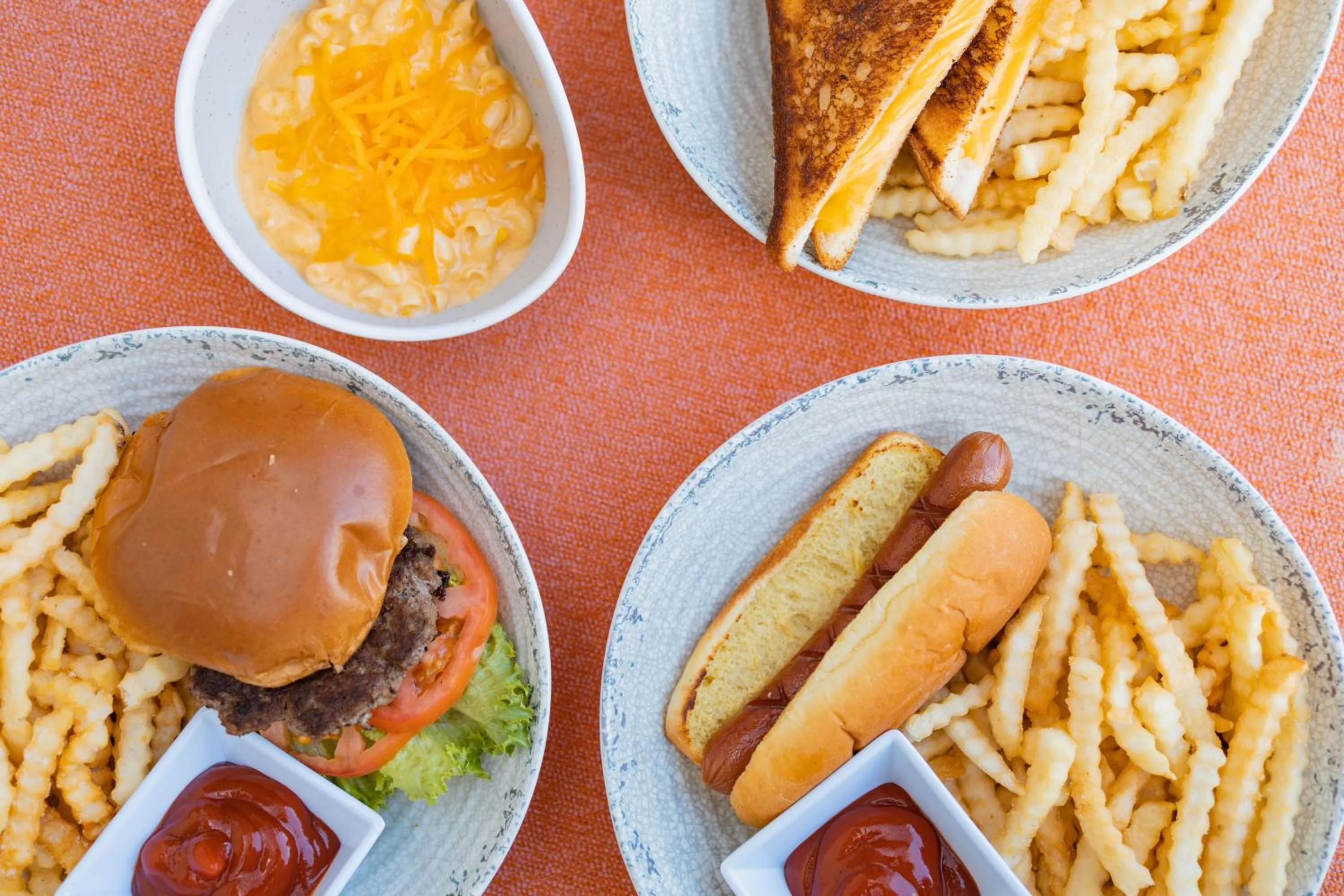 Food and drinks in Waikiki Beach Marriott Resort & Spa