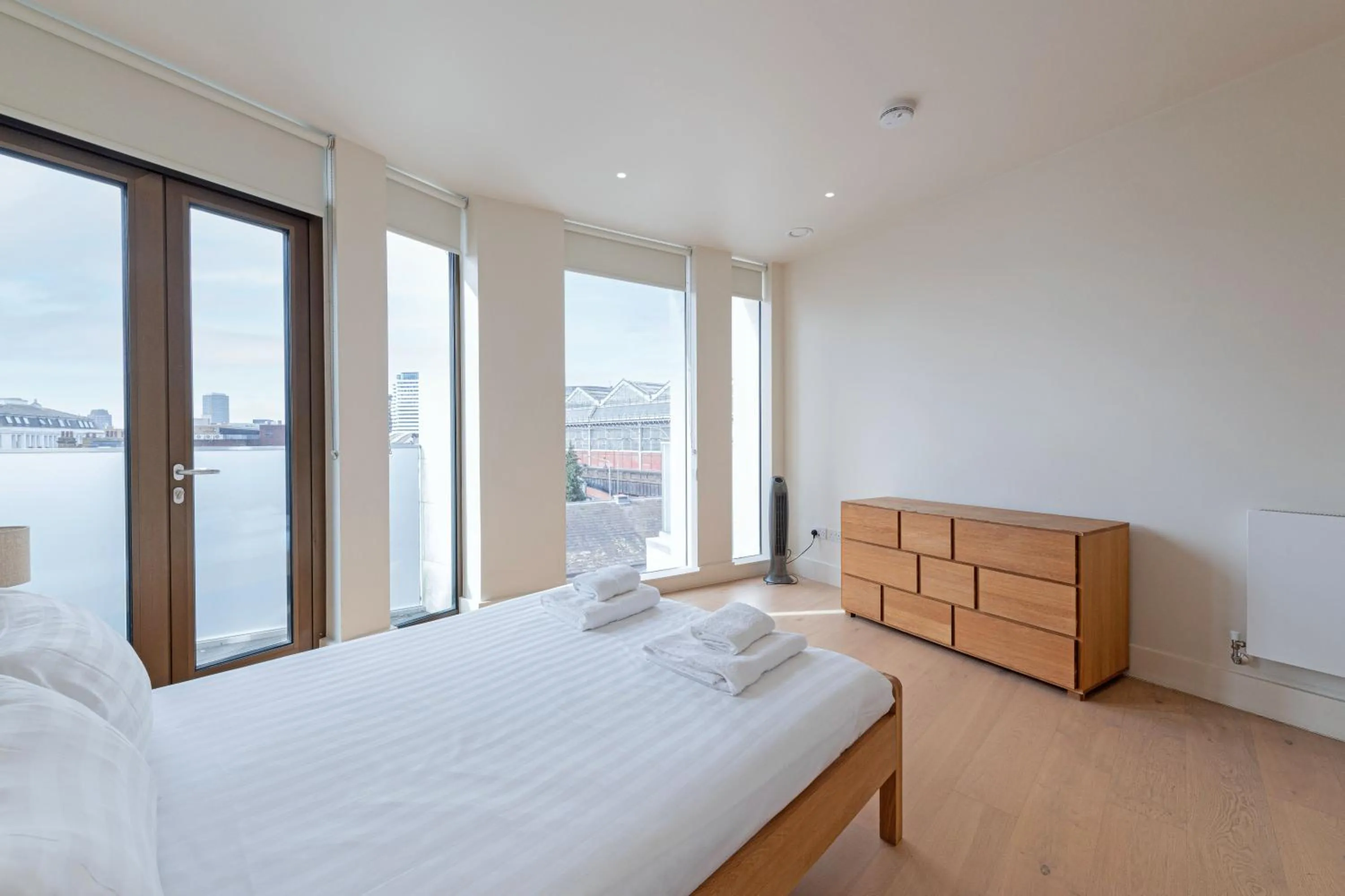 Bedroom in StayLux Waterloo