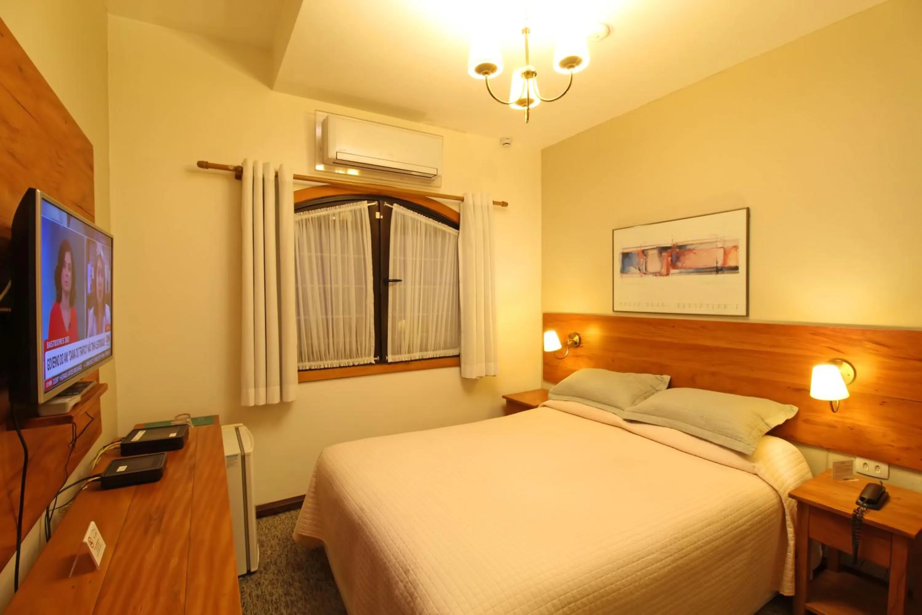 safe, Bed in Pousada Villa Capivary Campos do Jordão