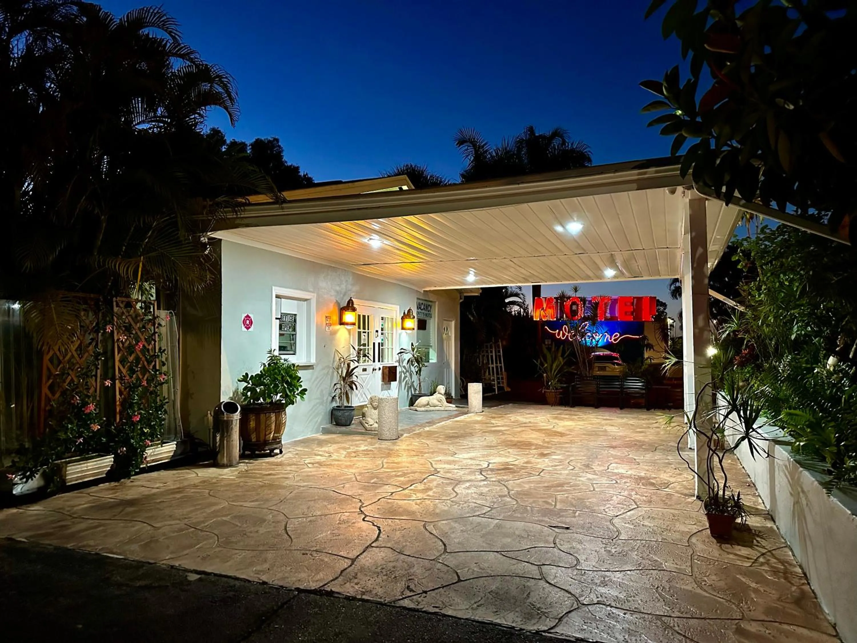 Property building in Conty's Motel