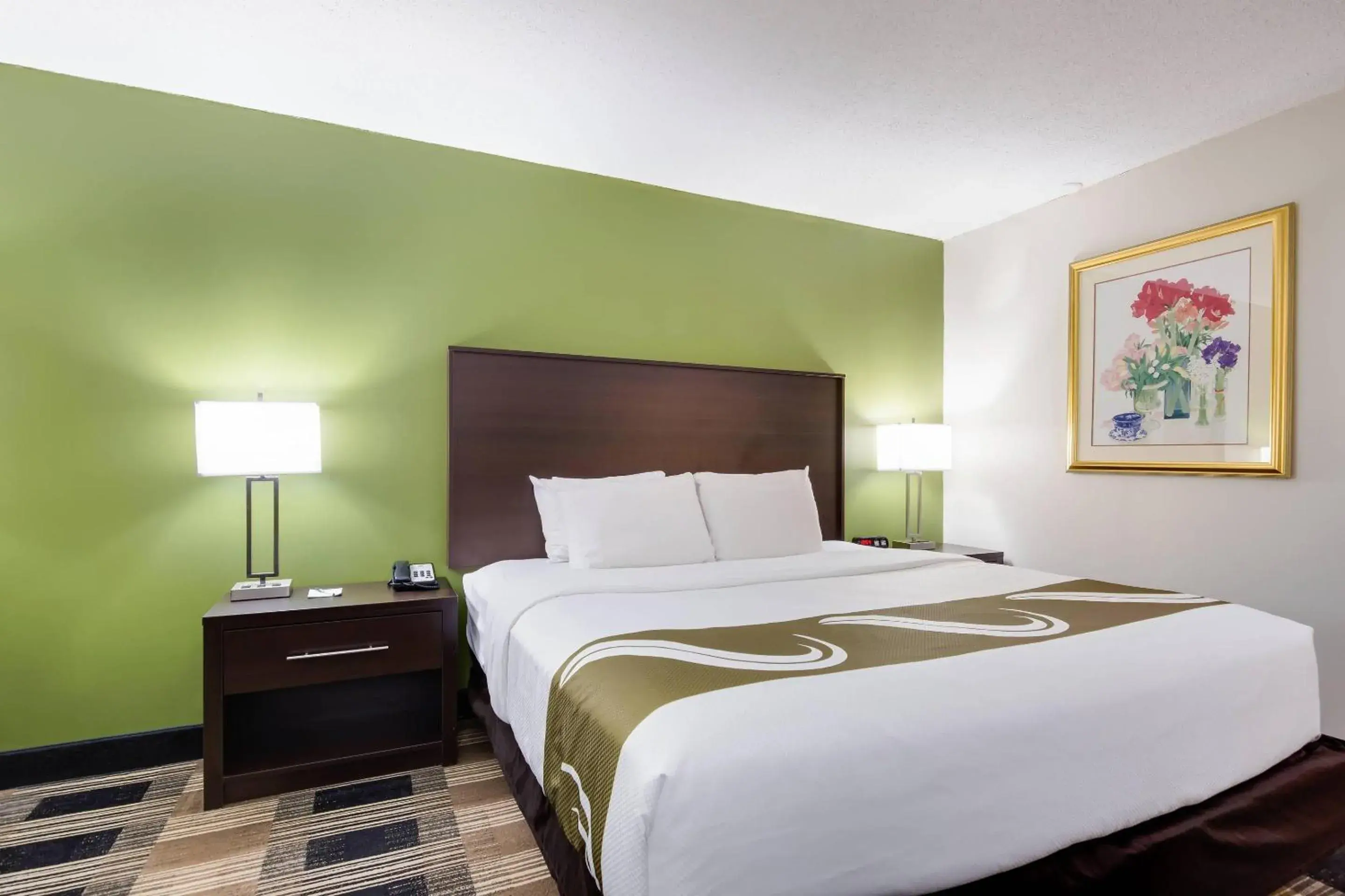 Bedroom, Bed in Quality Inn Oneonta Cooperstown Area Bedroom, Bed in Quality Inn Oneonta Cooperstown Area