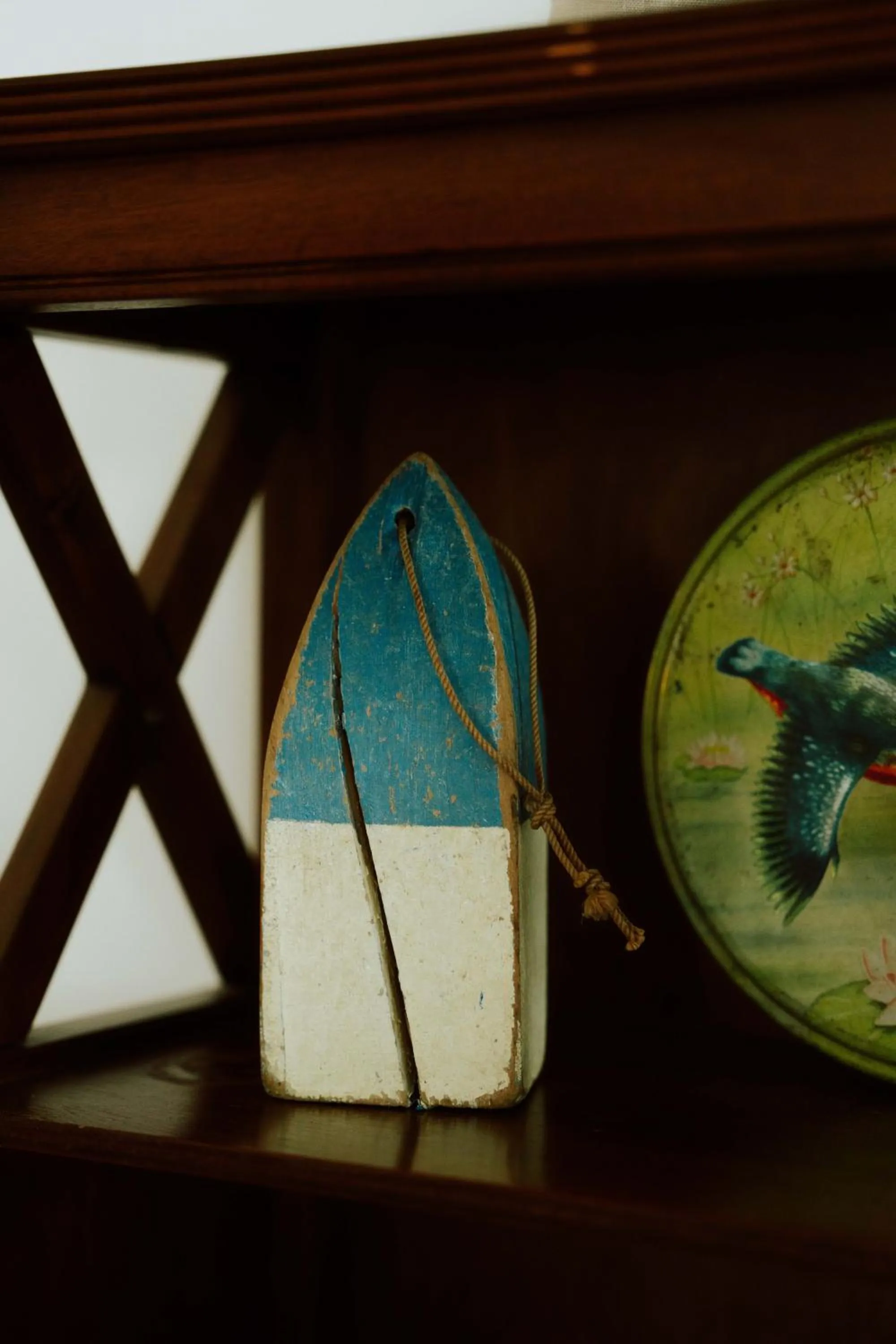 Decorative detail in South Landing Inn