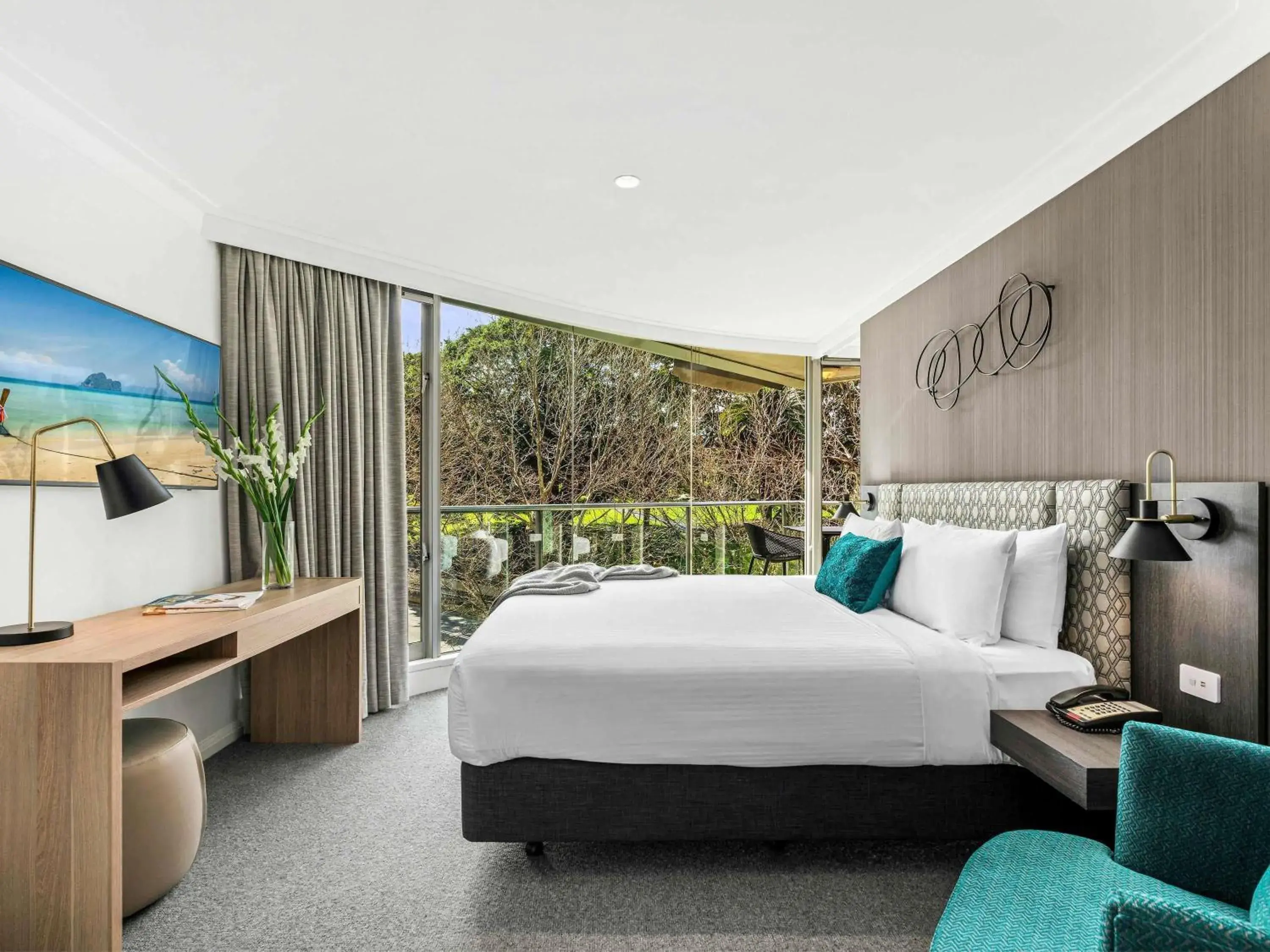 Bedroom, Bed in Pullman Quay Grand Sydney Harbour Bedroom, Bed in Pullman Quay Grand Sydney Harbour