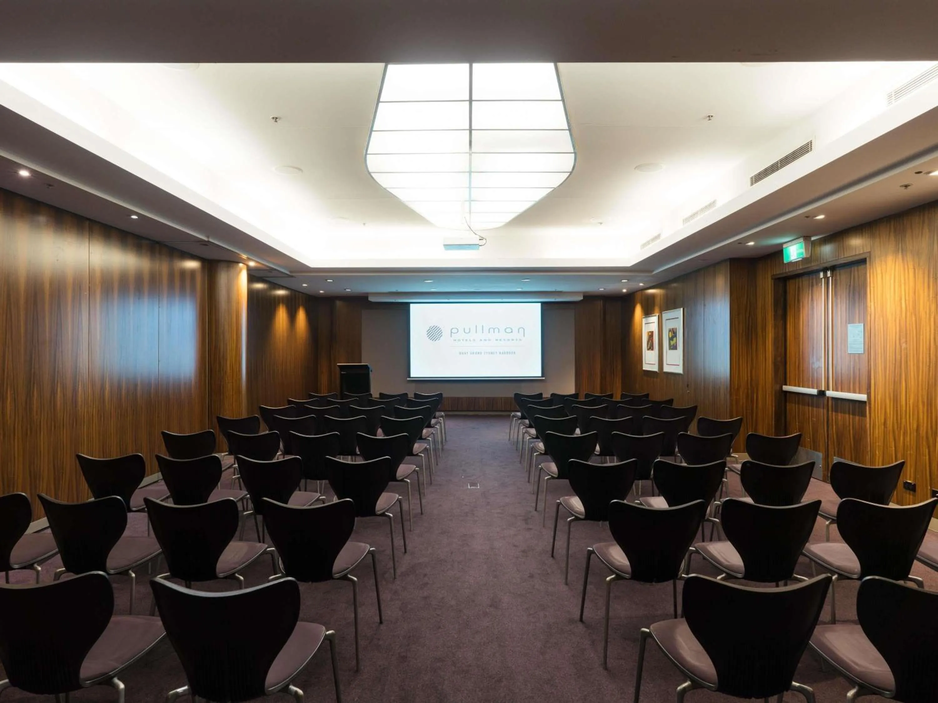 Meeting/conference room in Pullman Quay Grand Sydney Harbour