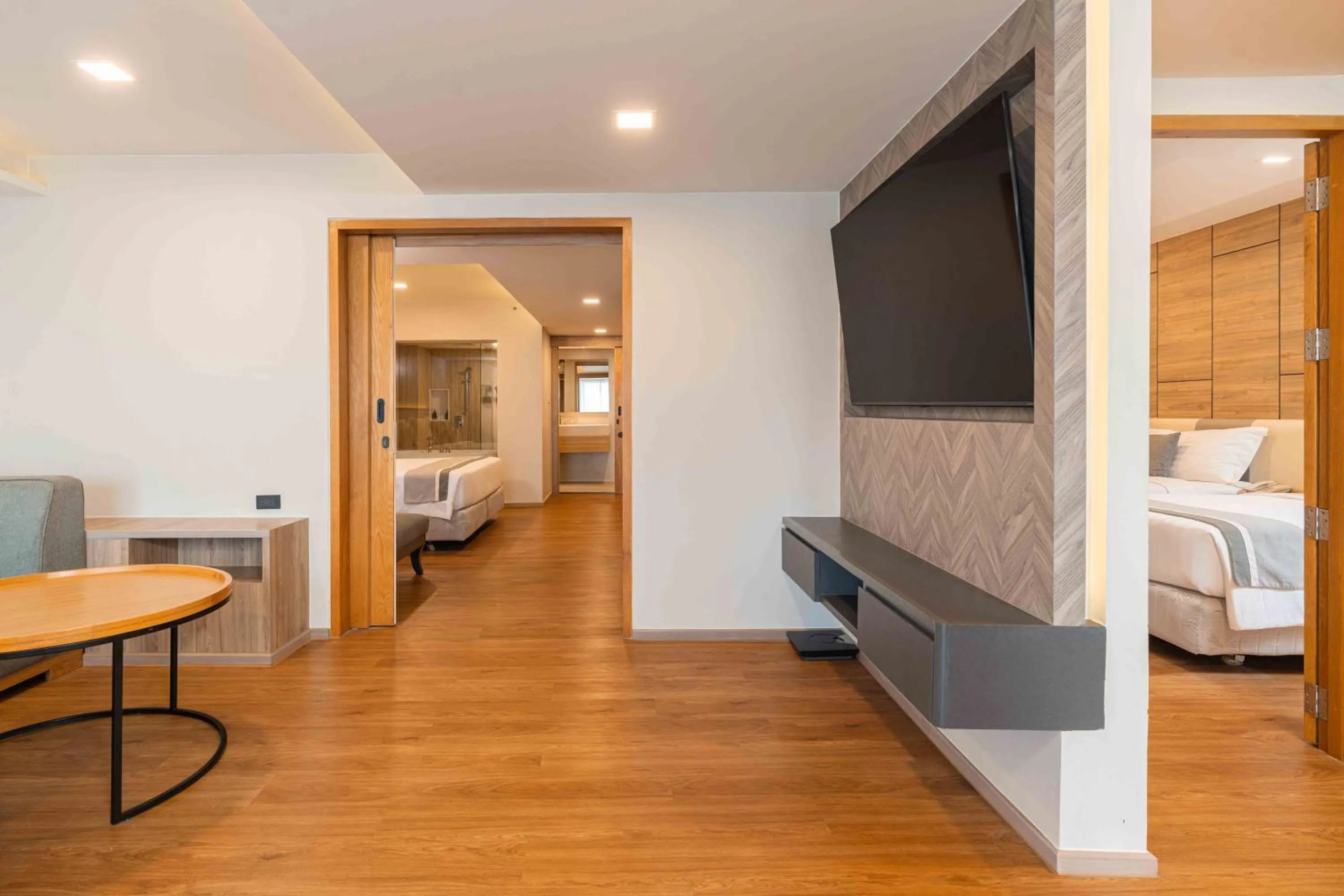 Bed in Phuket Graceland Resort and Spa