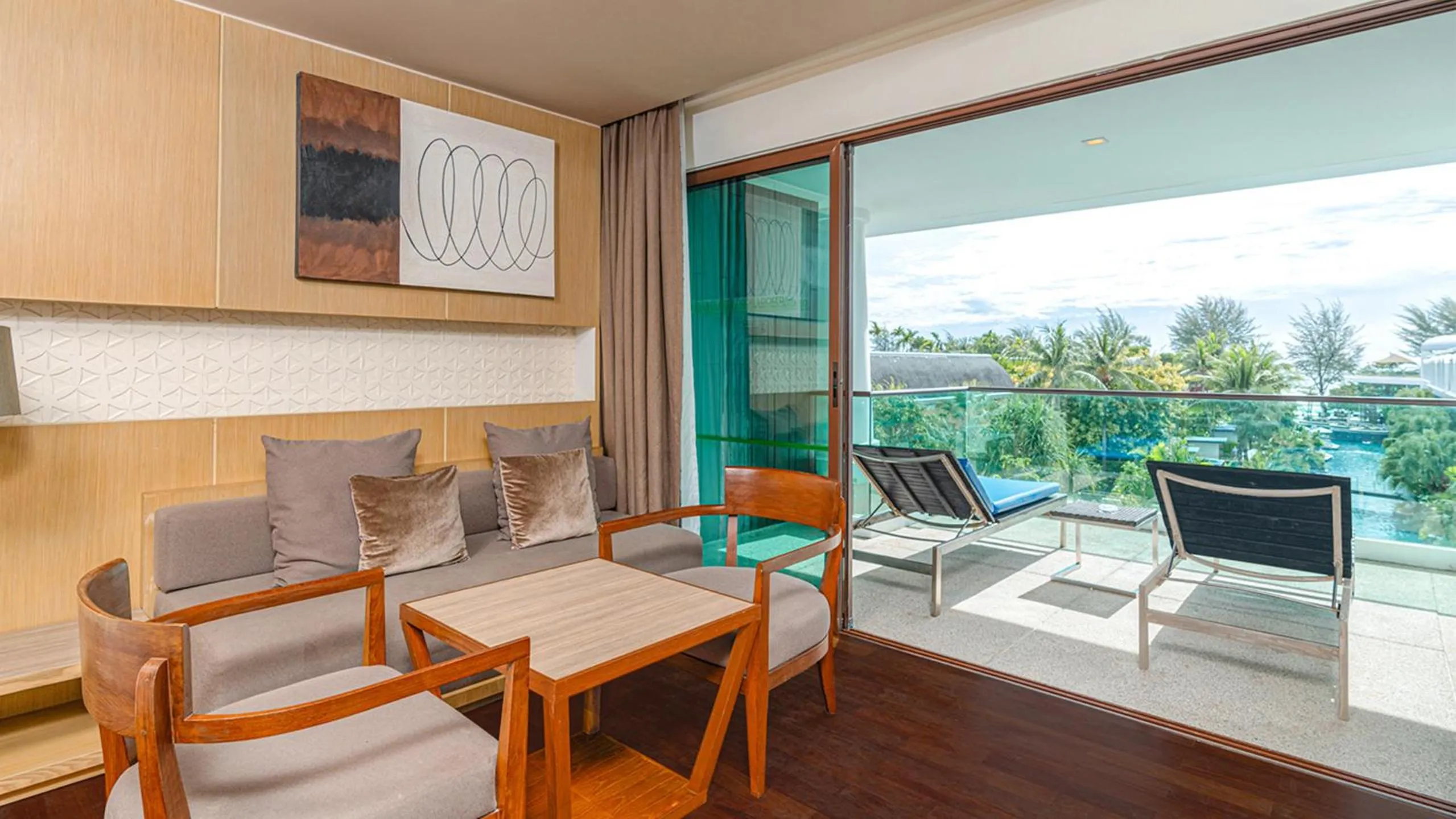 Phuket Graceland Resort and Spa