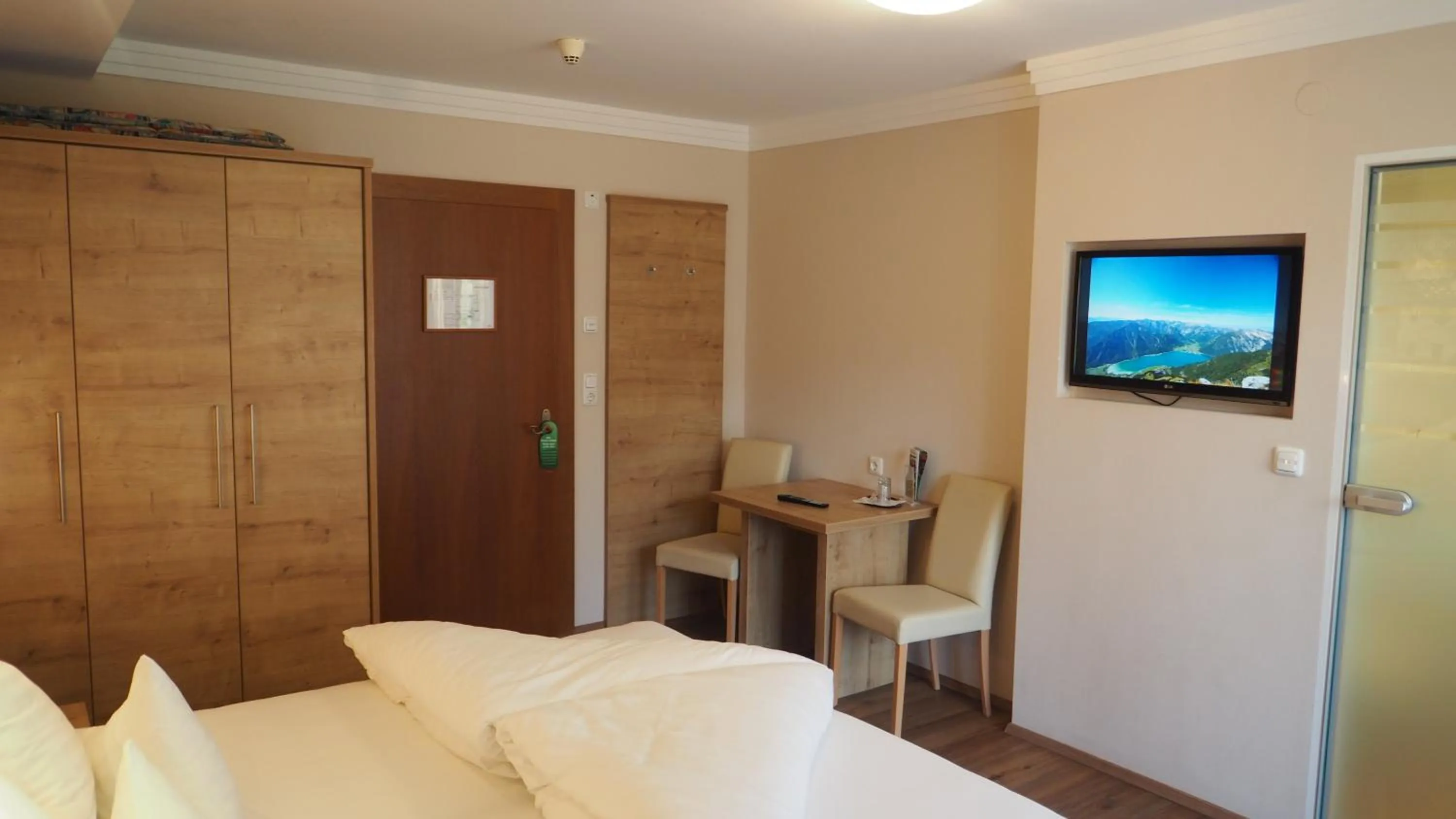 Photo of the whole room in Frühstückshotel Margret