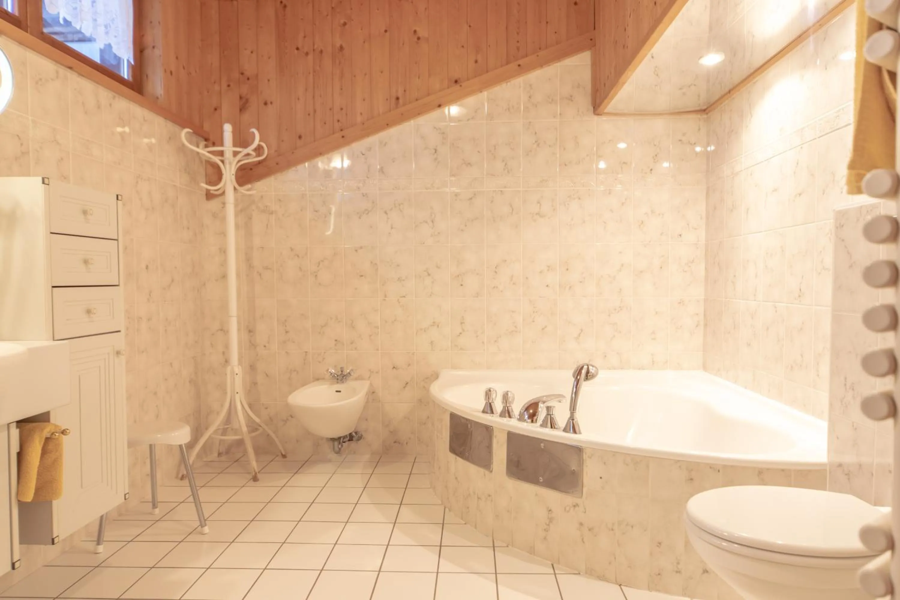 Toilet in Frühstückshotel Margret