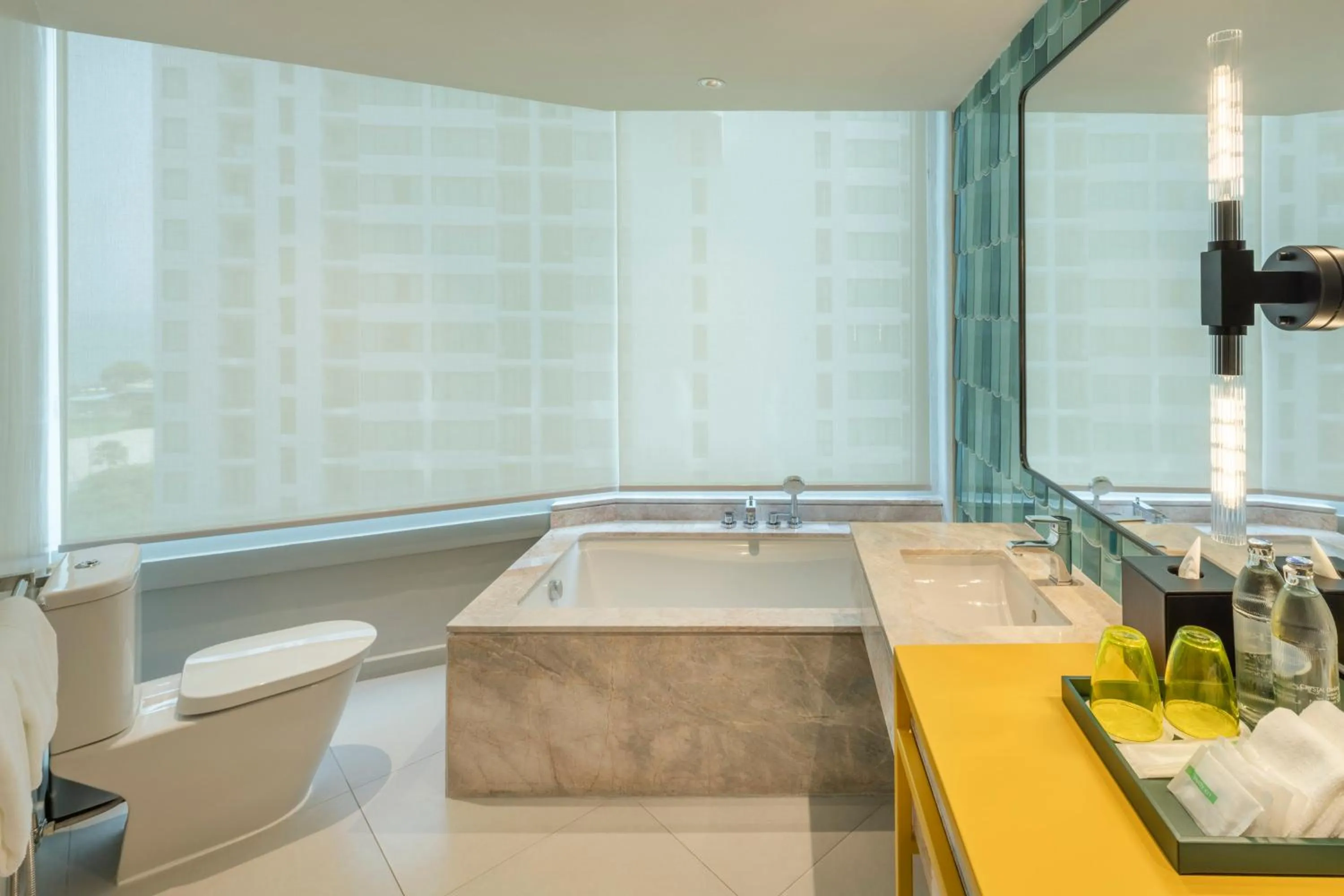 Bedroom in Holiday Inn Pattaya by IHG