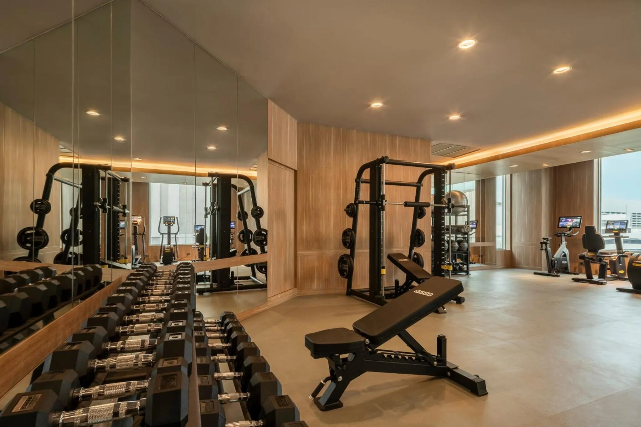 Fitness centre/facilities in Holiday Inn Pattaya by IHG