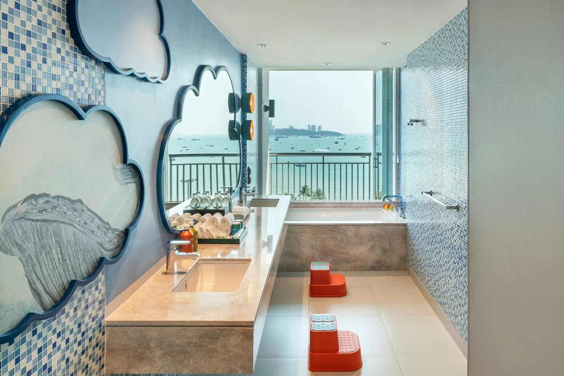 Bathroom in Holiday Inn Pattaya by IHG