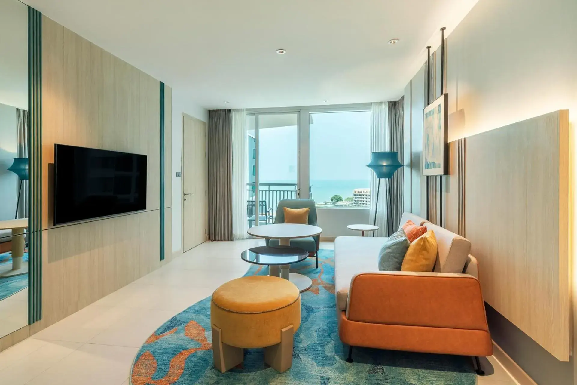 Two-Bedroom Suite with Sea View - Bay Tower in Holiday Inn Pattaya by IHG Two-Bedroom Suite with Sea View - Bay Tower in Holiday Inn Pattaya by IHG