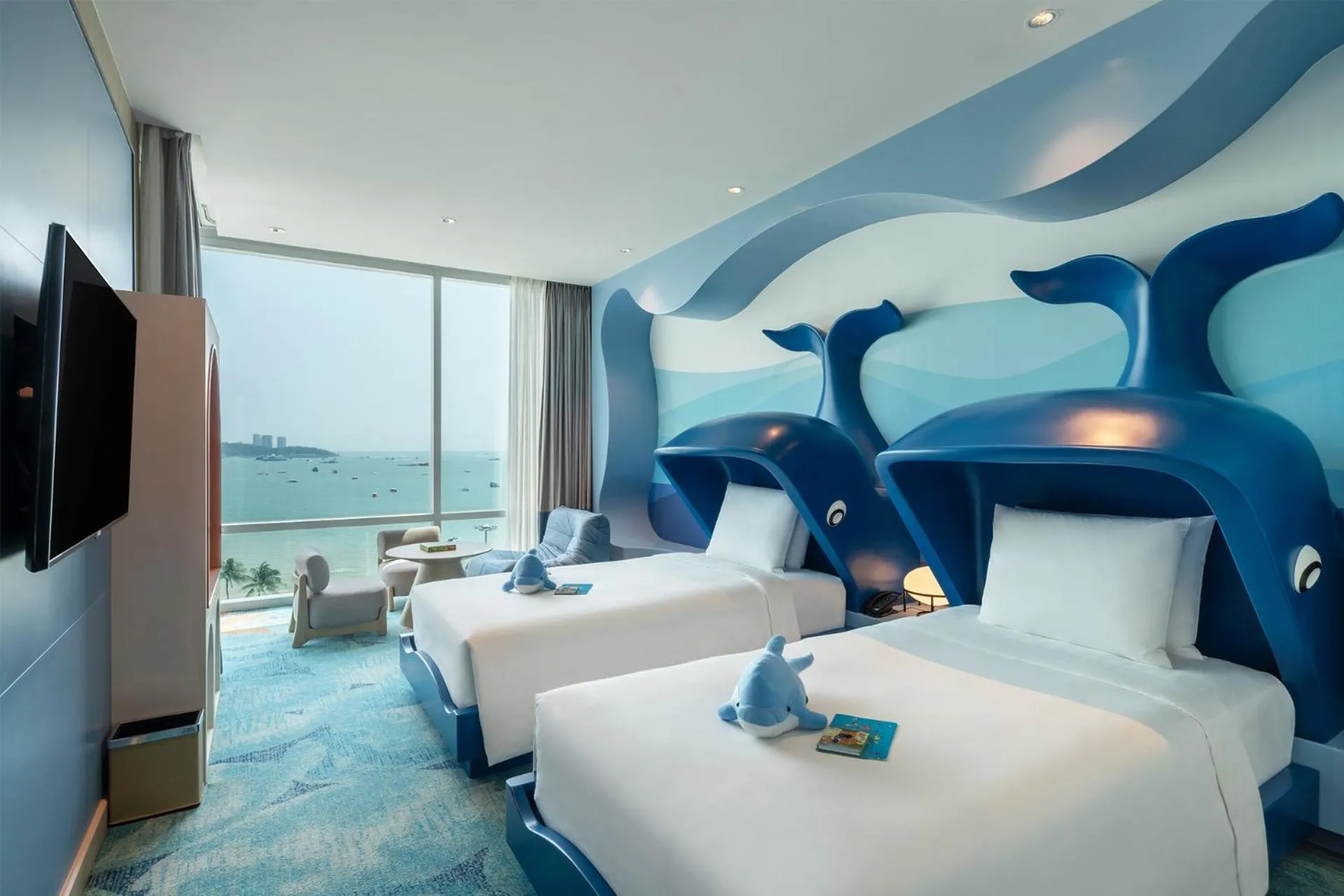 Bedroom, Bed in Holiday Inn Pattaya by IHG